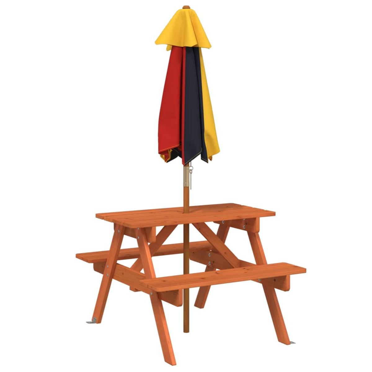 Holz-Picknicktisch mit buntem Sonnenschirm.