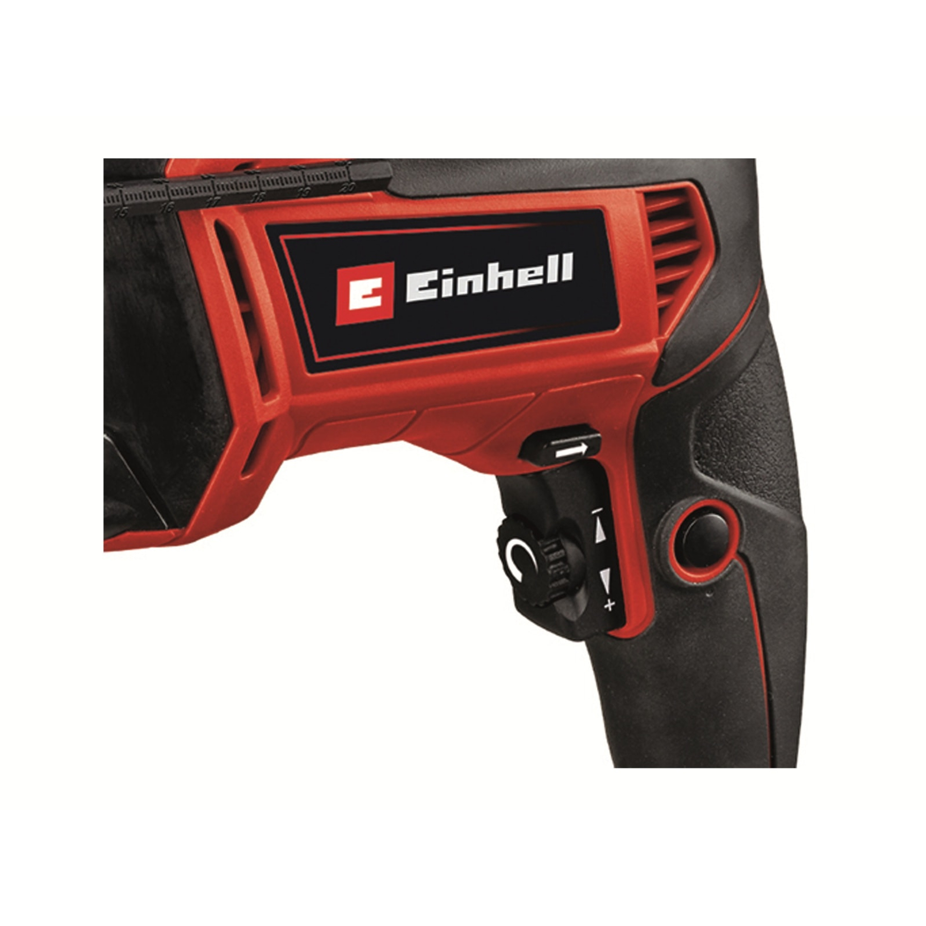 Zbliżenie czerwono-czarnej wiertarki Einhell, białe tło.