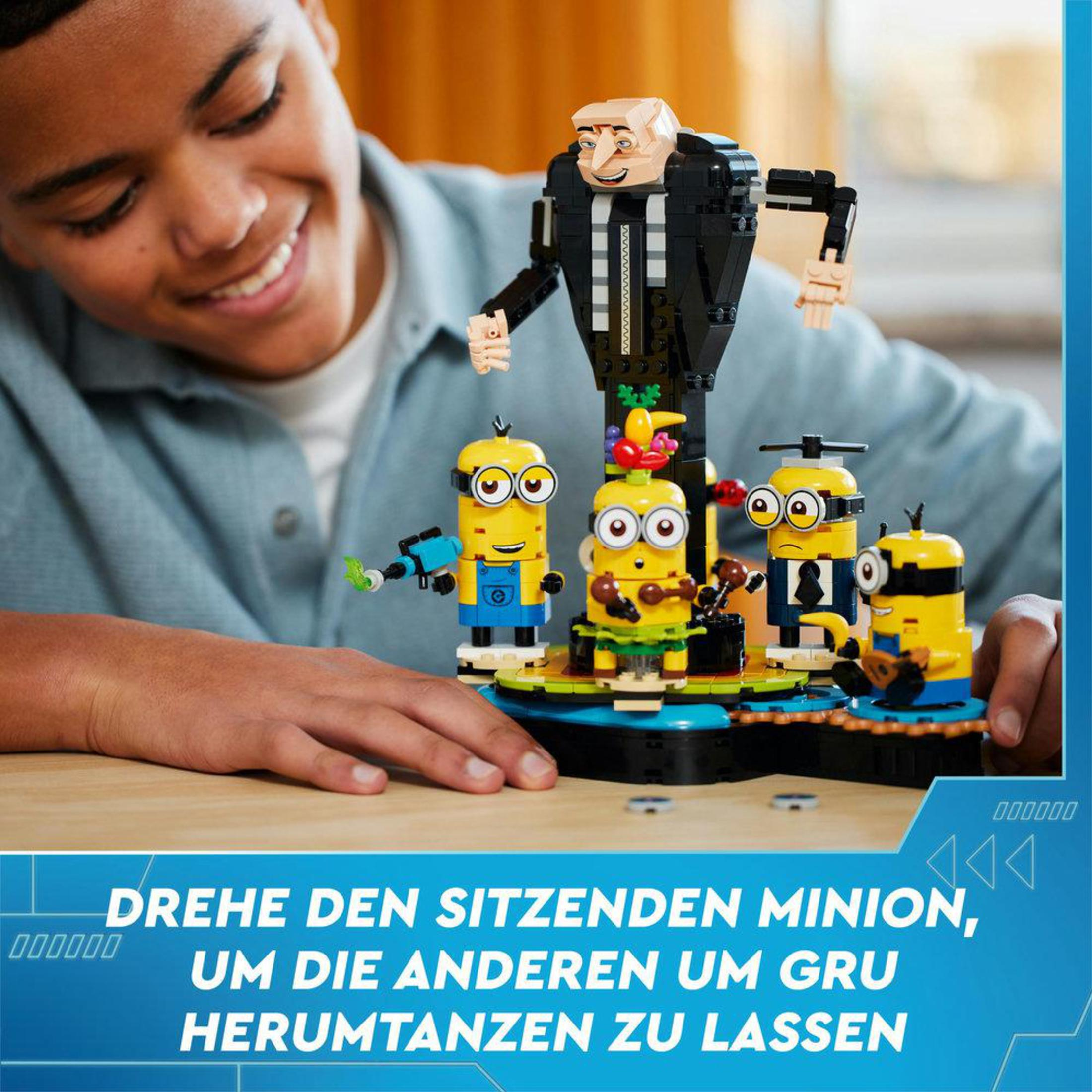 Zestaw Lego z Minionkami i Gru. Minionki na platformie, Gru nad nimi.