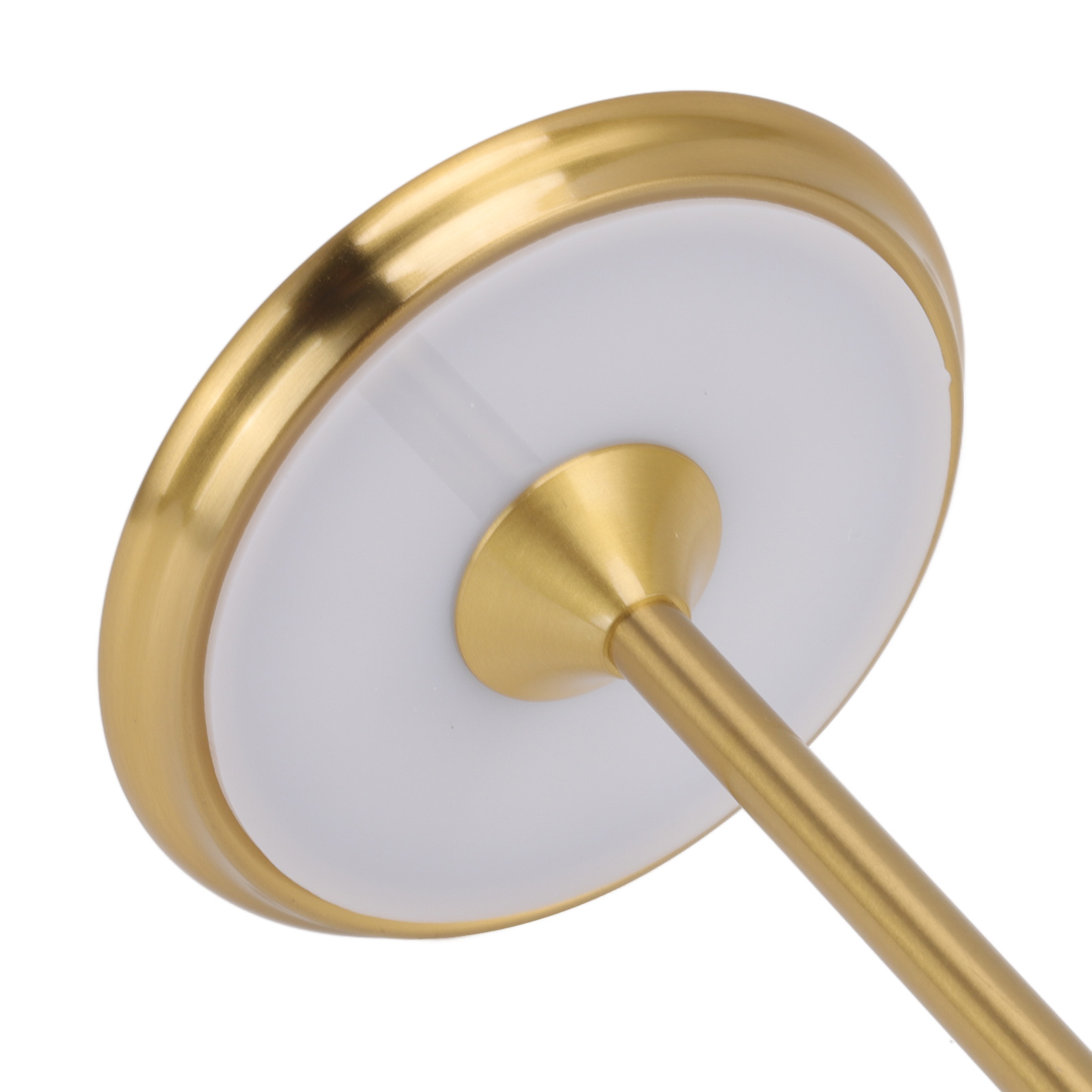Goldene Lampenbasis mit weißer Oberseite. Zeigt die Lampe von unten.