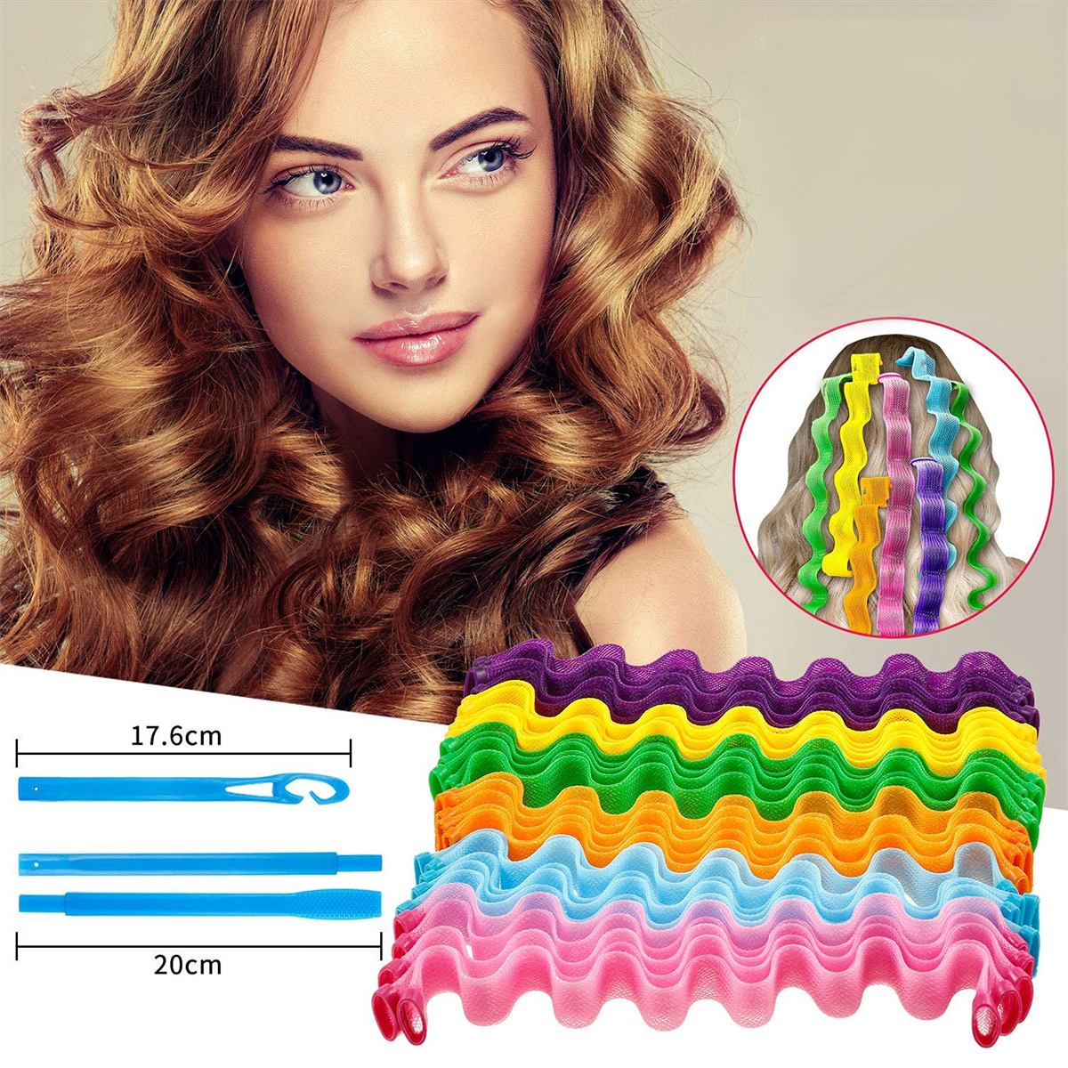 Frau mit lockigem Haar, Produkte zum Locken und Beispiele für den Lockenprozess.