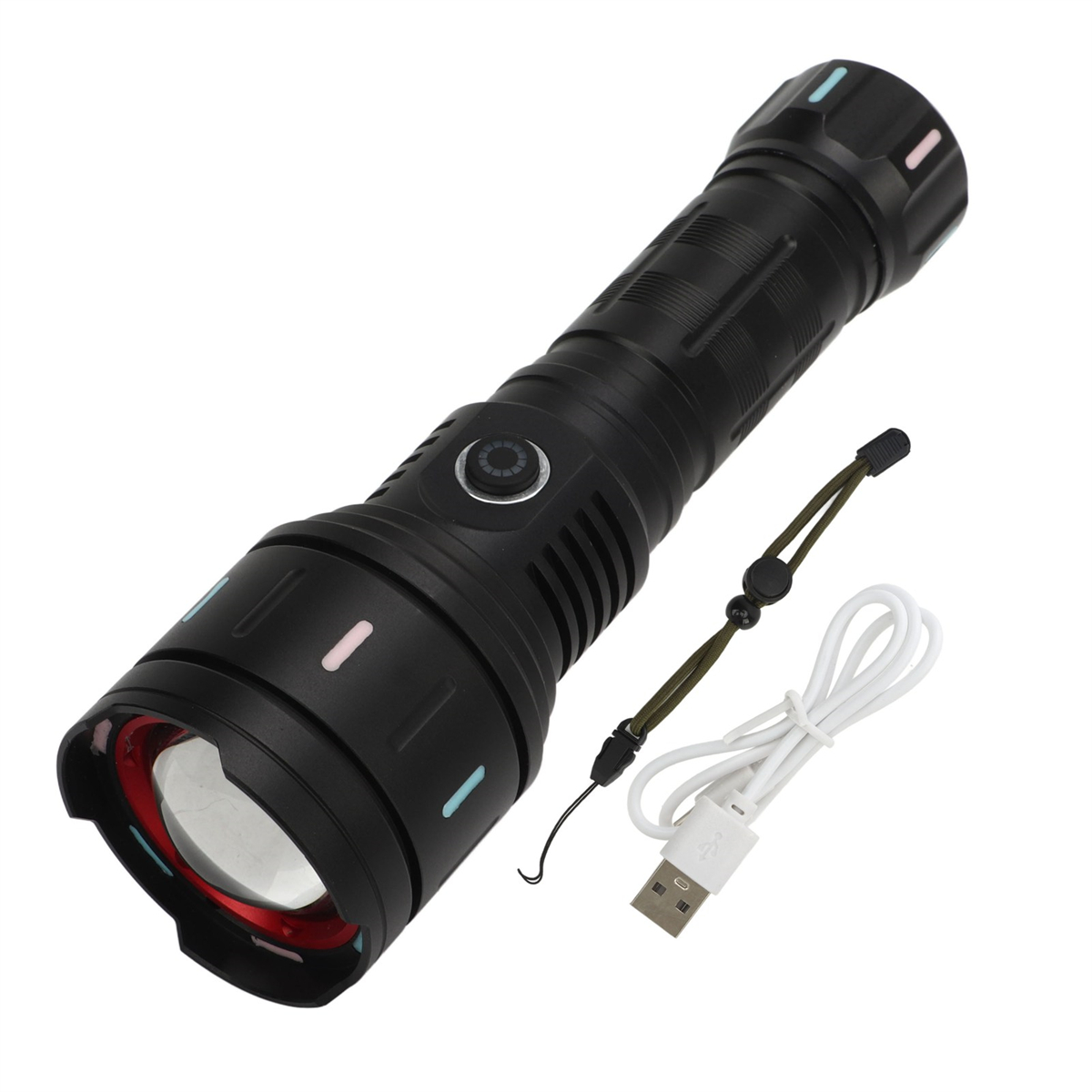 Schwarze Taschenlampe mit USB-Ladekabel und Lanyard. Die Taschenlampe leuchtet.