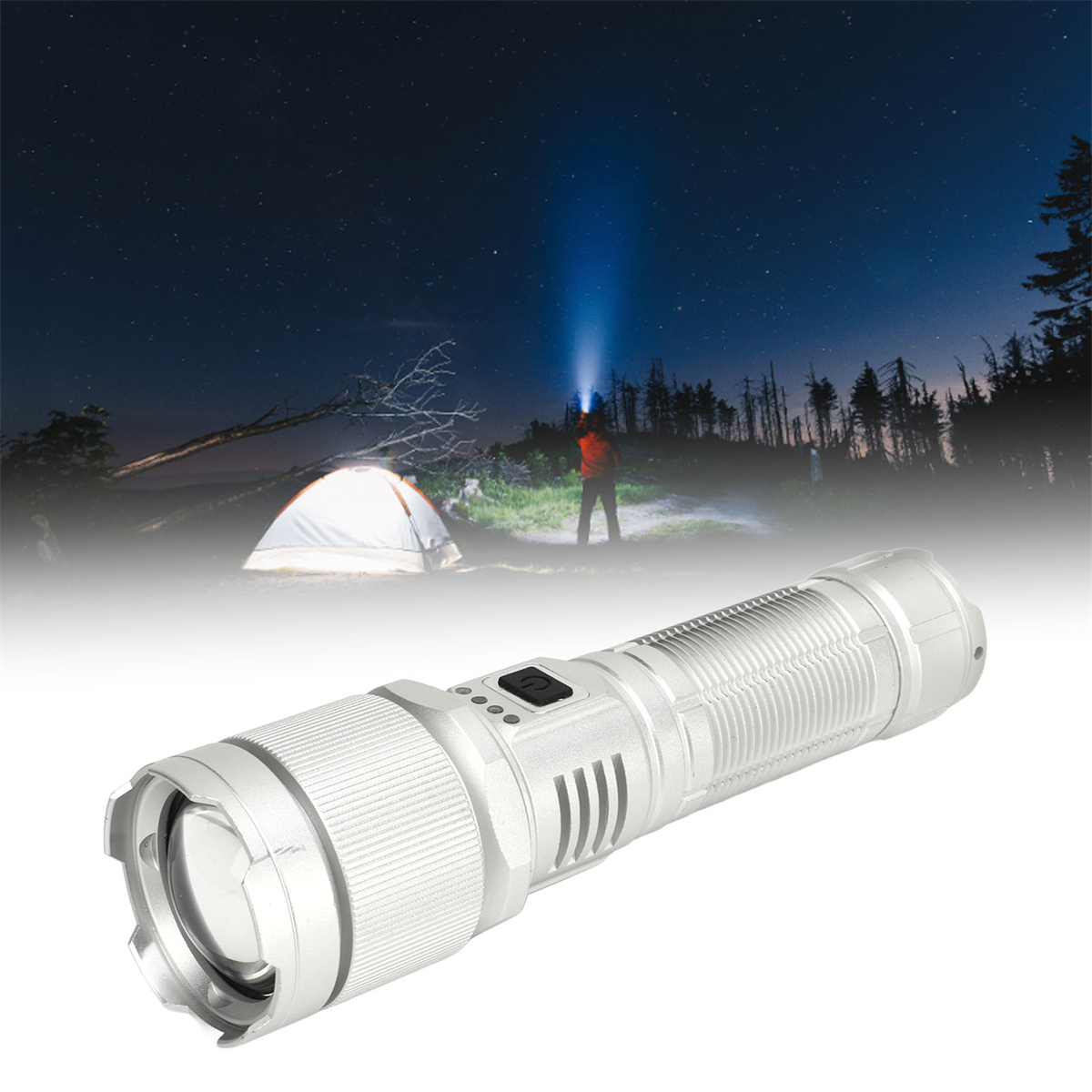 Silberne Taschenlampe, die auf eine Person im Nachthimmel zeigt.