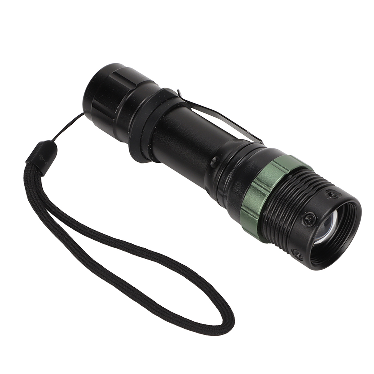 Schwarze Taschenlampe mit Riemen. Grüner Ring, schwarzer Griff. Weißer Hintergrund.