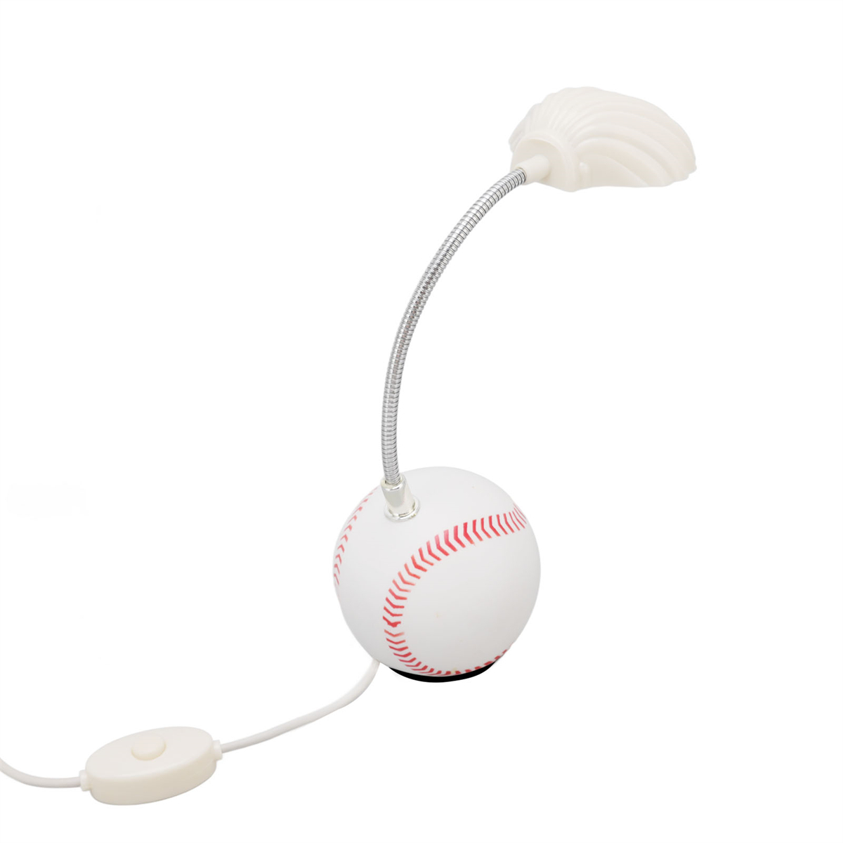 Eine Baseball-förmige Lampe. Die Lampe hat einen weißen Baseball mit roten Nähten und einen silbernen, flexiblen Hals.