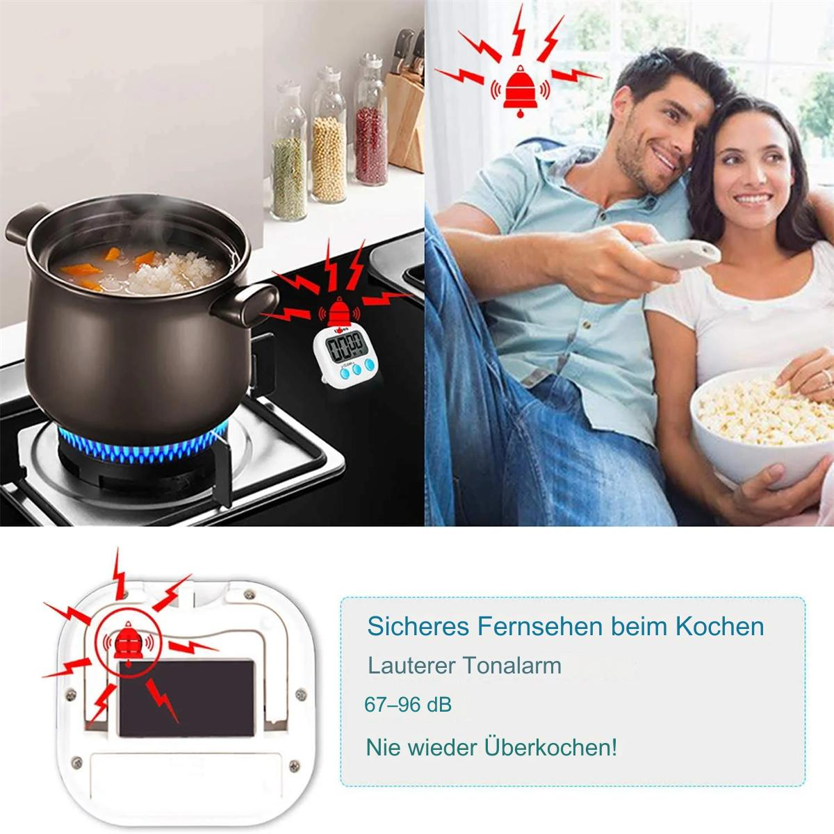 Topf mit kochendem Essen auf dem Herd, Timer und ein Paar, das fernsieht und Popcorn isst.