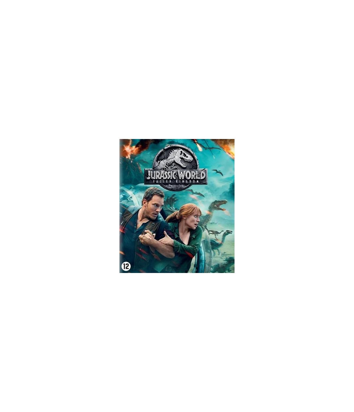 Filmposter voor 'Jurassic World: Fallen Kingdom' met twee mensen en dinosaurussen op de achtergrond.