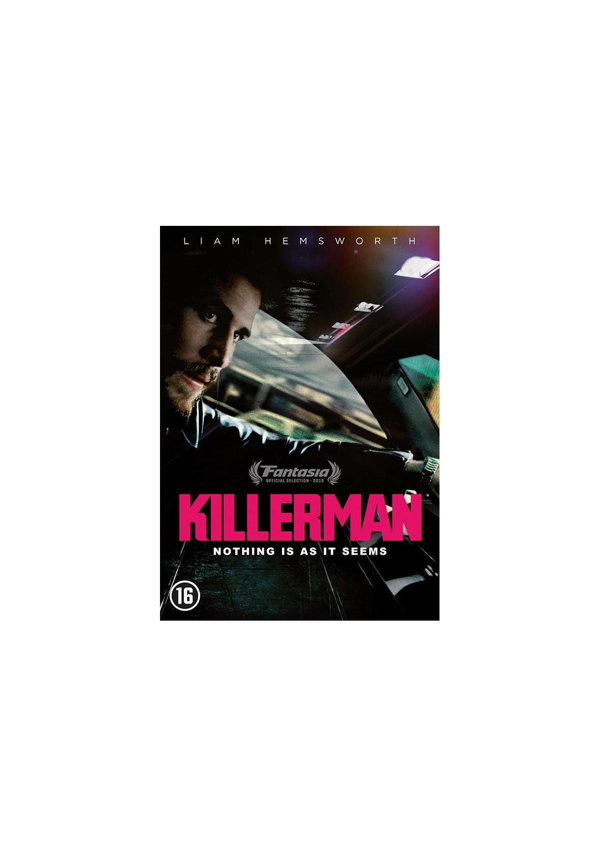 Filmposter. Een man kijkt uit een autoraam. Titel: Killerman. De achtergrond is donker.