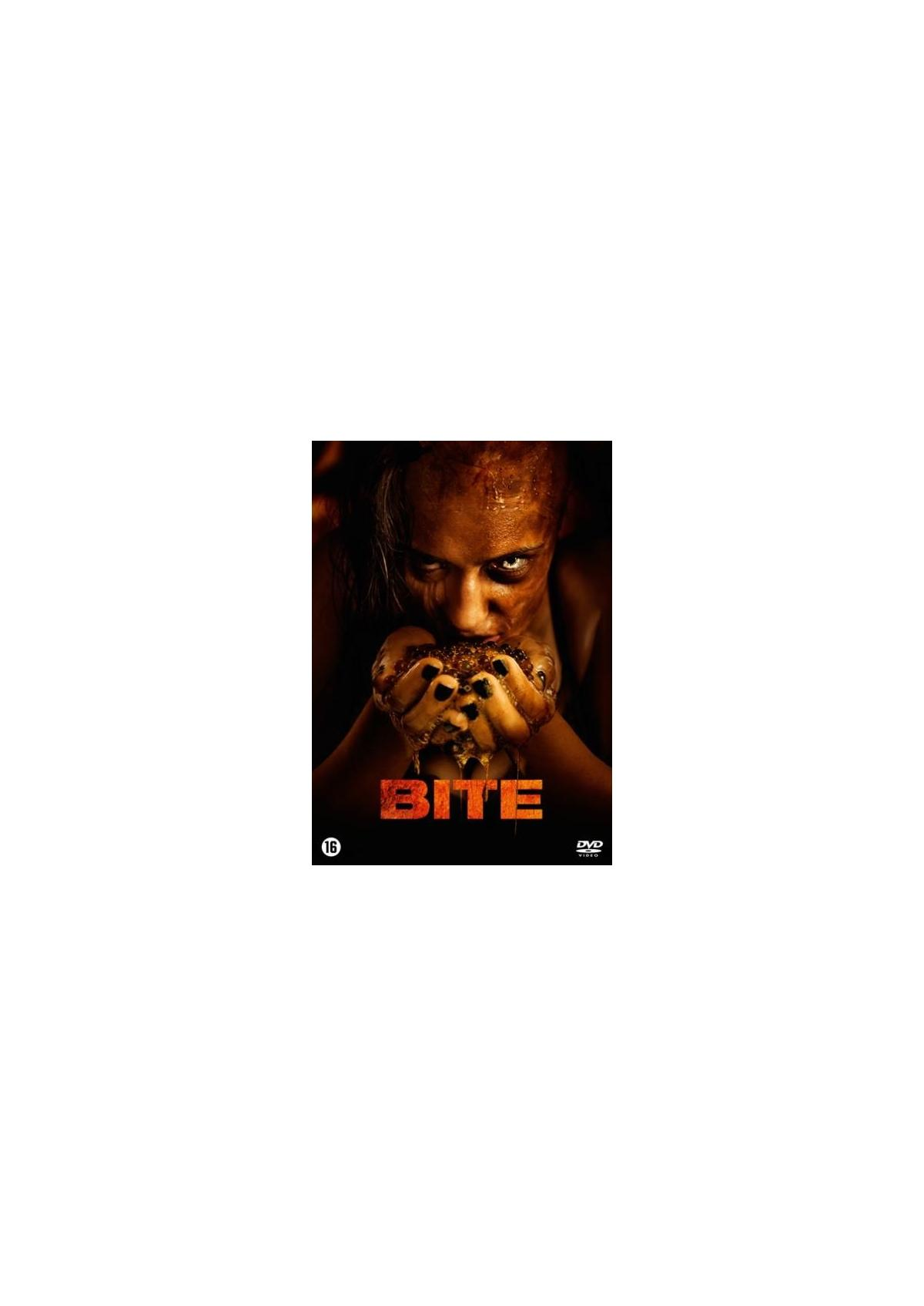 Affiche du film 'Bite'. Une femme au regard troublant tient un objet sanglant entre ses mains.
