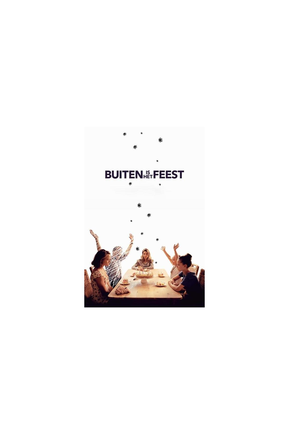 Affiche de film : Des gens sont assis autour d’une table. Titre : Buiten is het Feest.