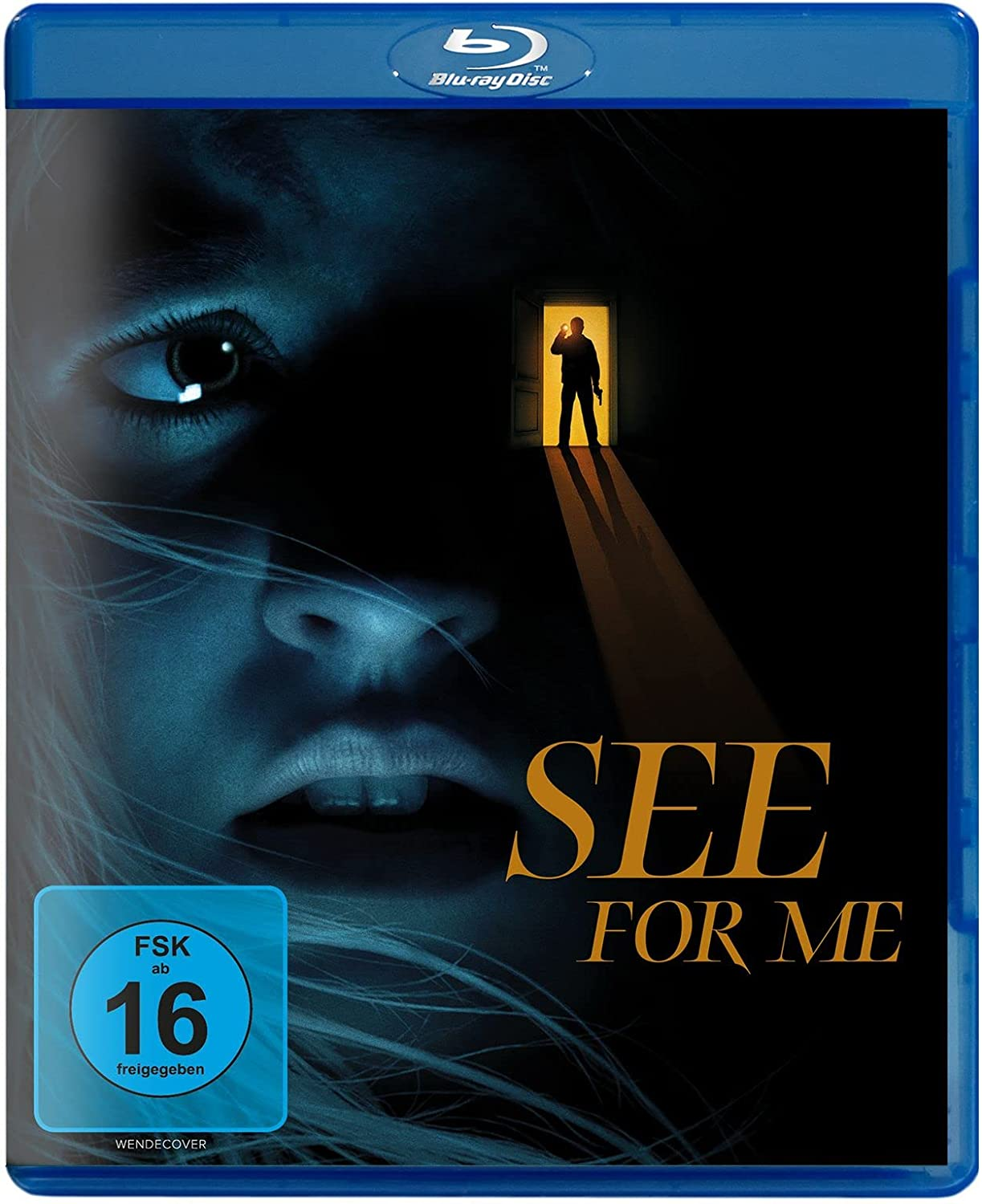 Blu-ray-hoes voor 'See for Me'. Het gezicht van een vrouw is zichtbaar en een man staat in een deuropening.