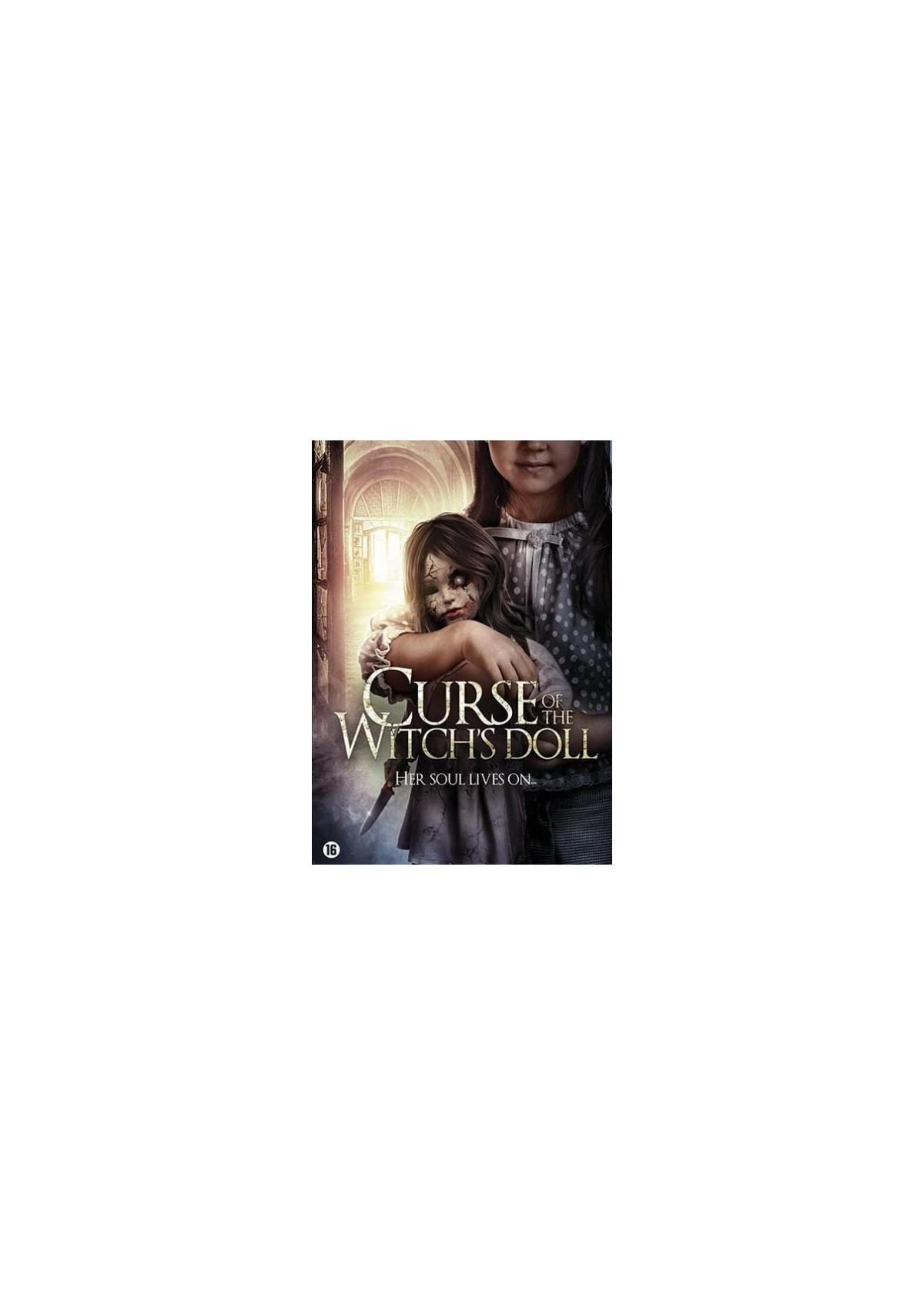 Curse of the Witch's Doll dvd-cover. Een meisje houdt een pop vast, in een donkere omgeving, met een gotische boog.