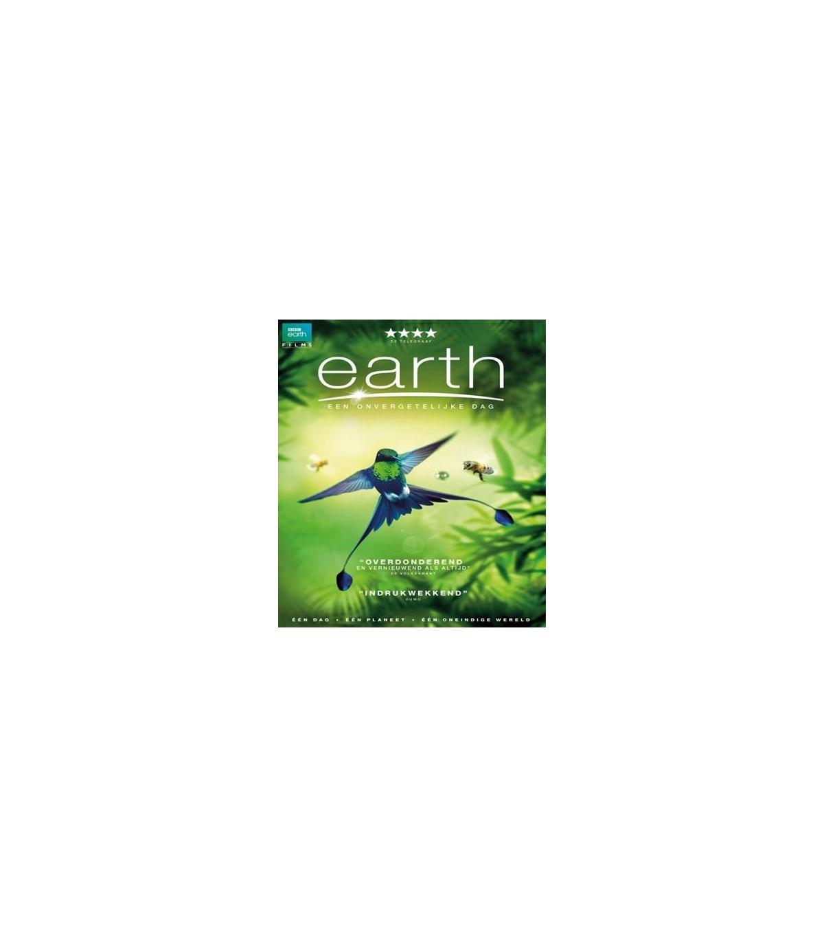 Earth DVD-hoes. Een vogel met lange staartveren in vlucht. Groene achtergrond.