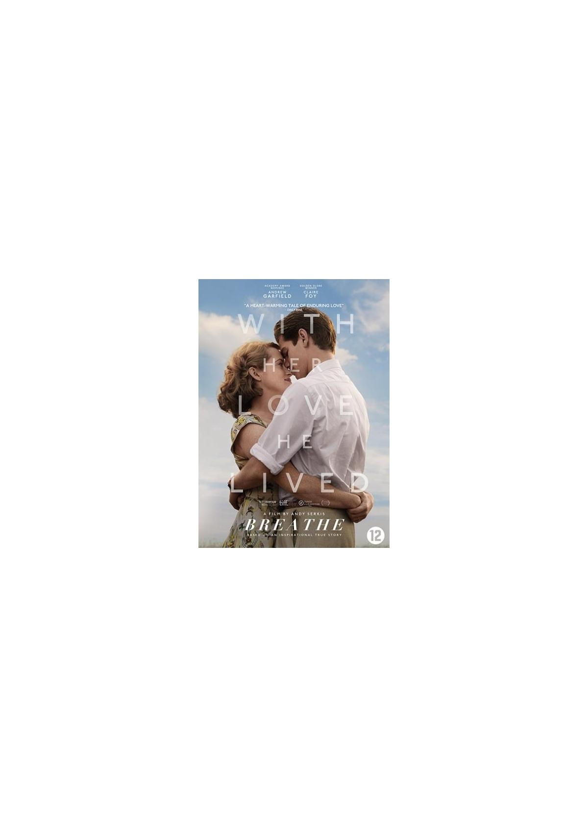 Filmposter met twee kussende mensen, titel 'With Her Love, He Lived: Breathe'.