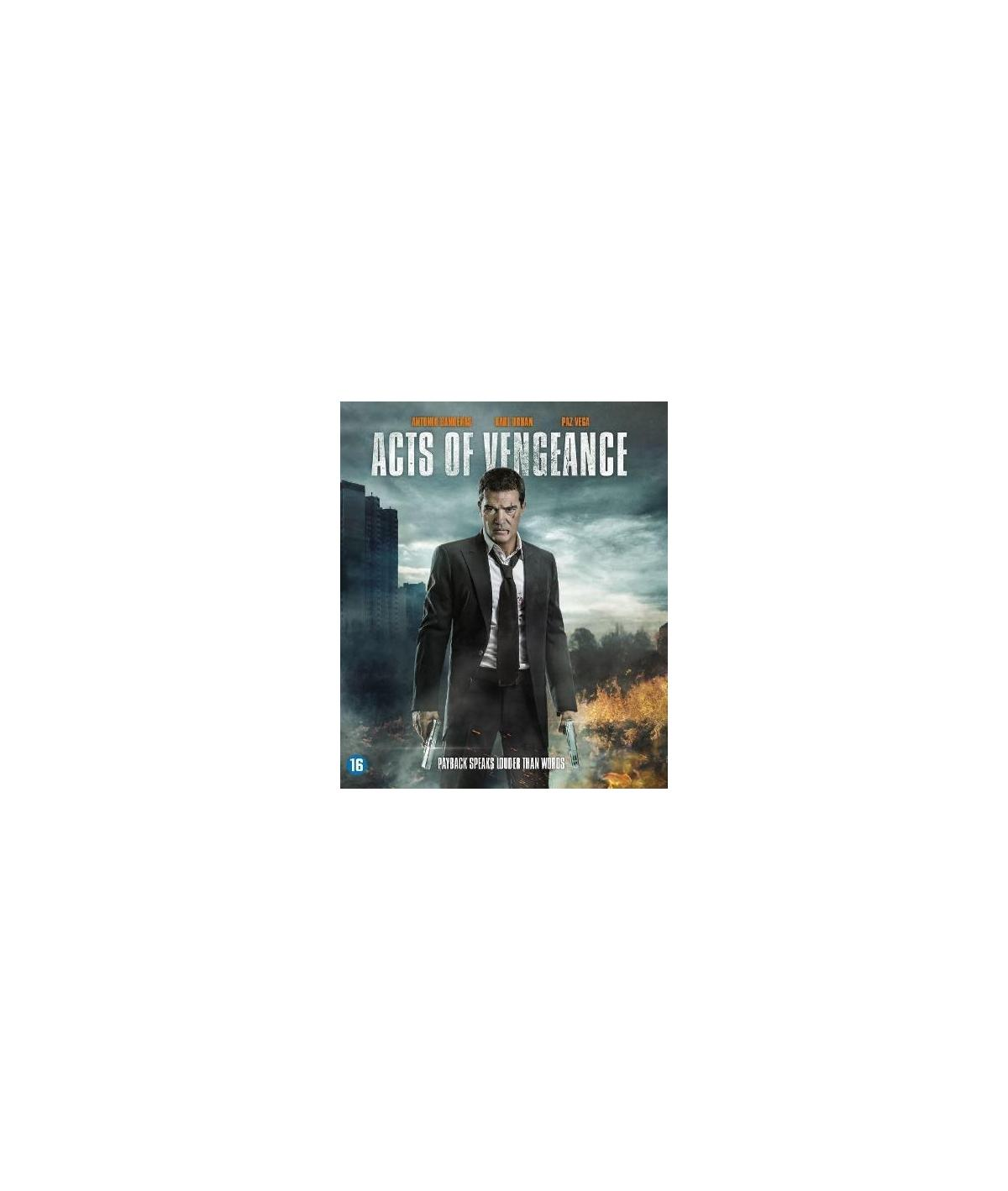 Acts of Vengeance DVD-cover met man in pak met wapens.