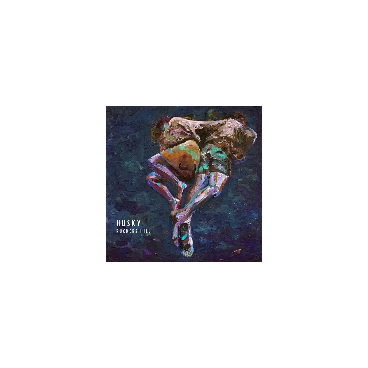 Albumhoes 'Rockers Hill' toont twee mensen die elkaar omhelzen, geschilderd met een donkerblauwe achtergrond.