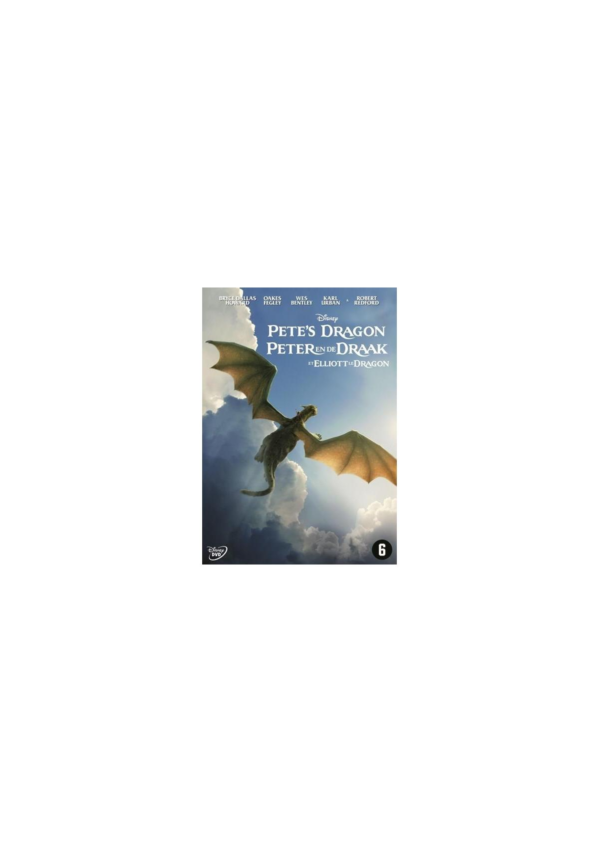 Filmposter voor Pete's Dragon. Een draak vliegt voor wolken, met de titel.