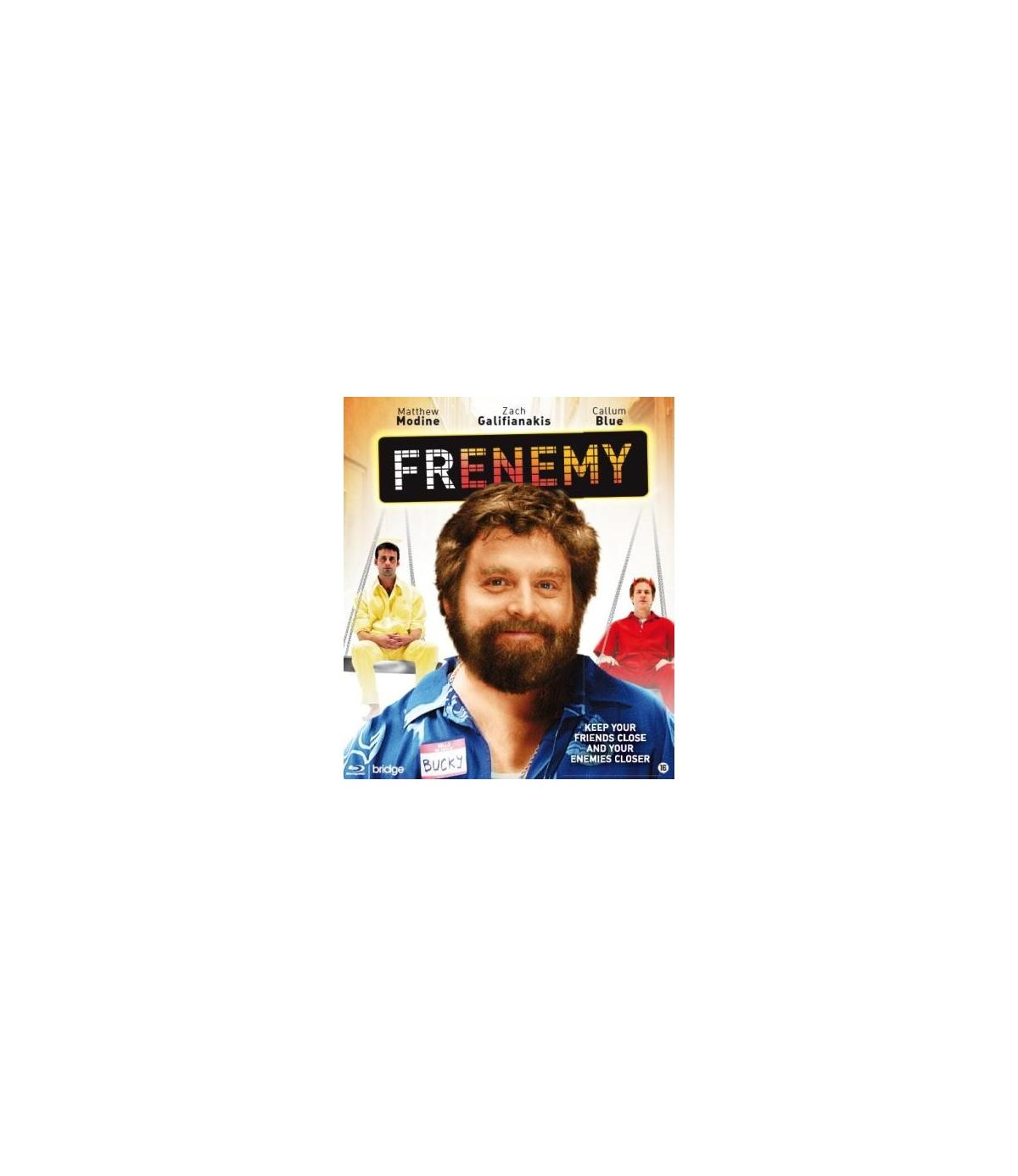 Affiche du film : Frenemy. Trois personnes, dont une avec une barbe, et texte sur l'affiche.
