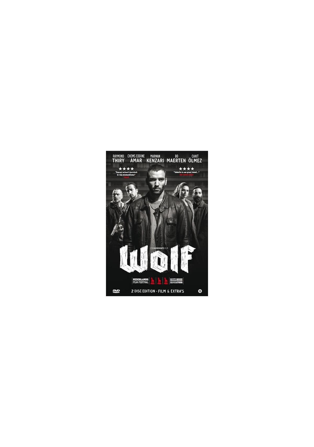 Filmposter van WOLF. Een man in een leren jas staat in het midden, omringd door andere mannen. De titel staat onderaan.