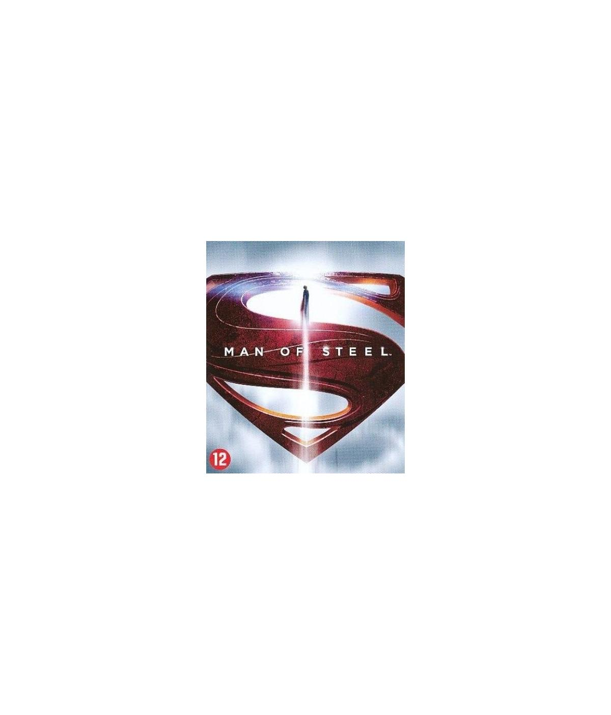 Couverture du film Man of Steel. Un logo en forme de S rouge et or. Le numéro 12 en bas.