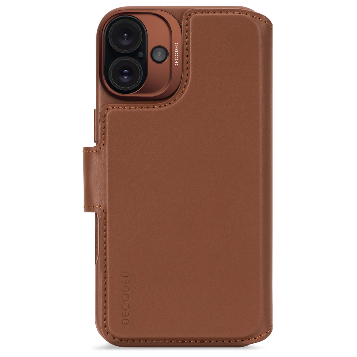 Custodia per telefono in pelle marrone con ritaglio per fotocamera e marchio 'DECODED'.