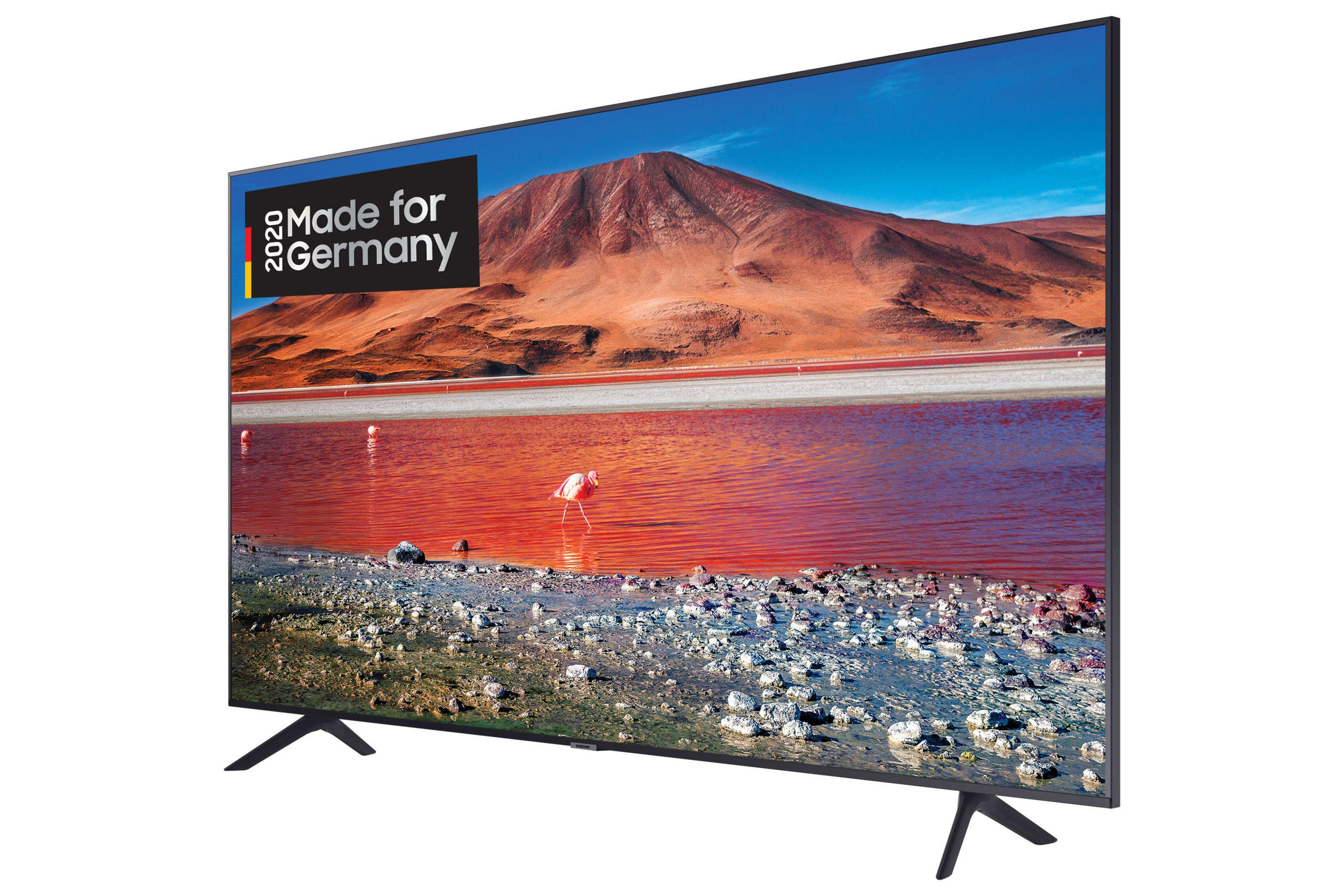 Flachbildfernseher mit Landschaftsbild und Label 'Made for Germany 2020'.