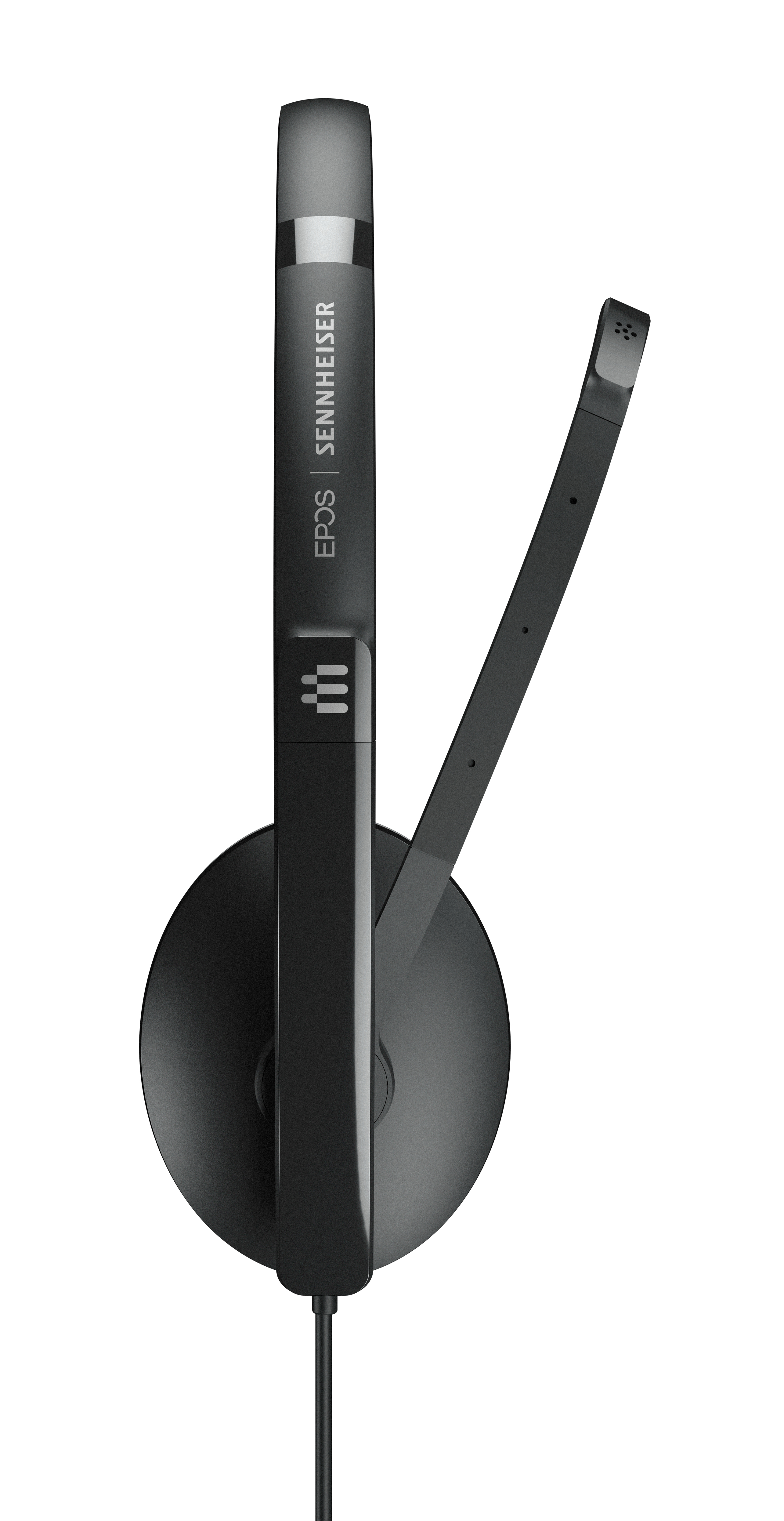 Ein schwarzes Sennheiser-Headset mit Bügelmikrofon und einer einzelnen Ohrmuschel vor weißem Hintergrund.