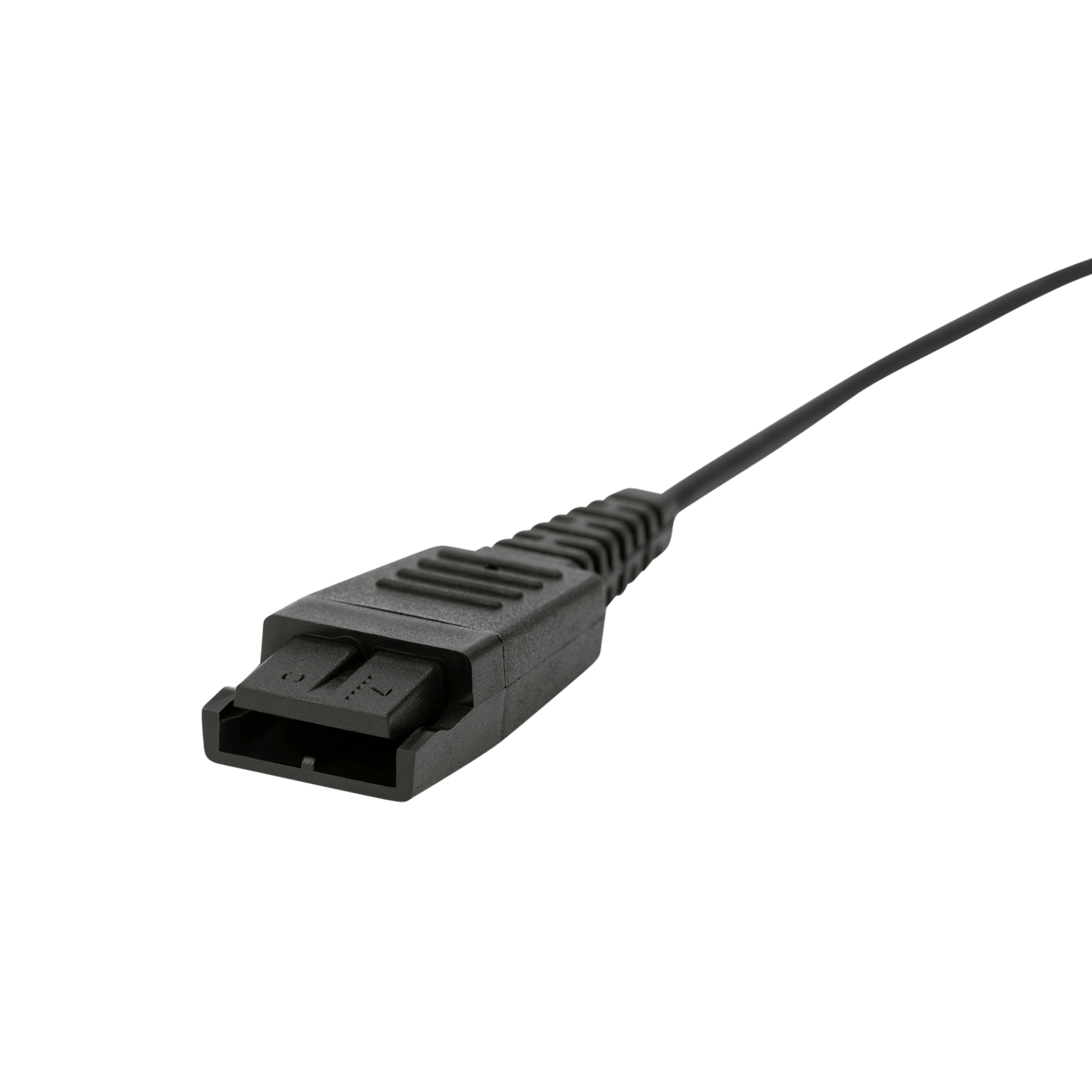 Cable negro con conector rectangular.