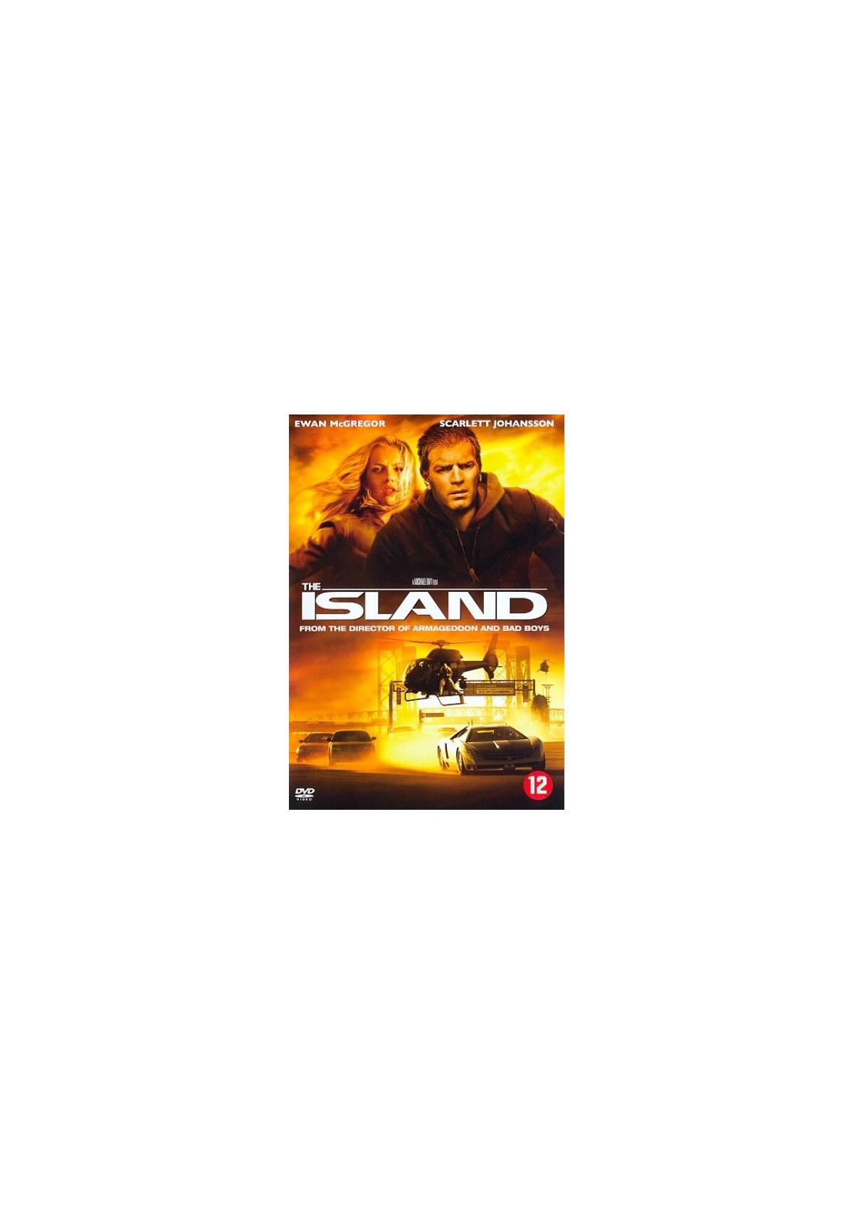 Filmposter 'The Island'. Twee mensen staan in brand. Auto's onderaan.