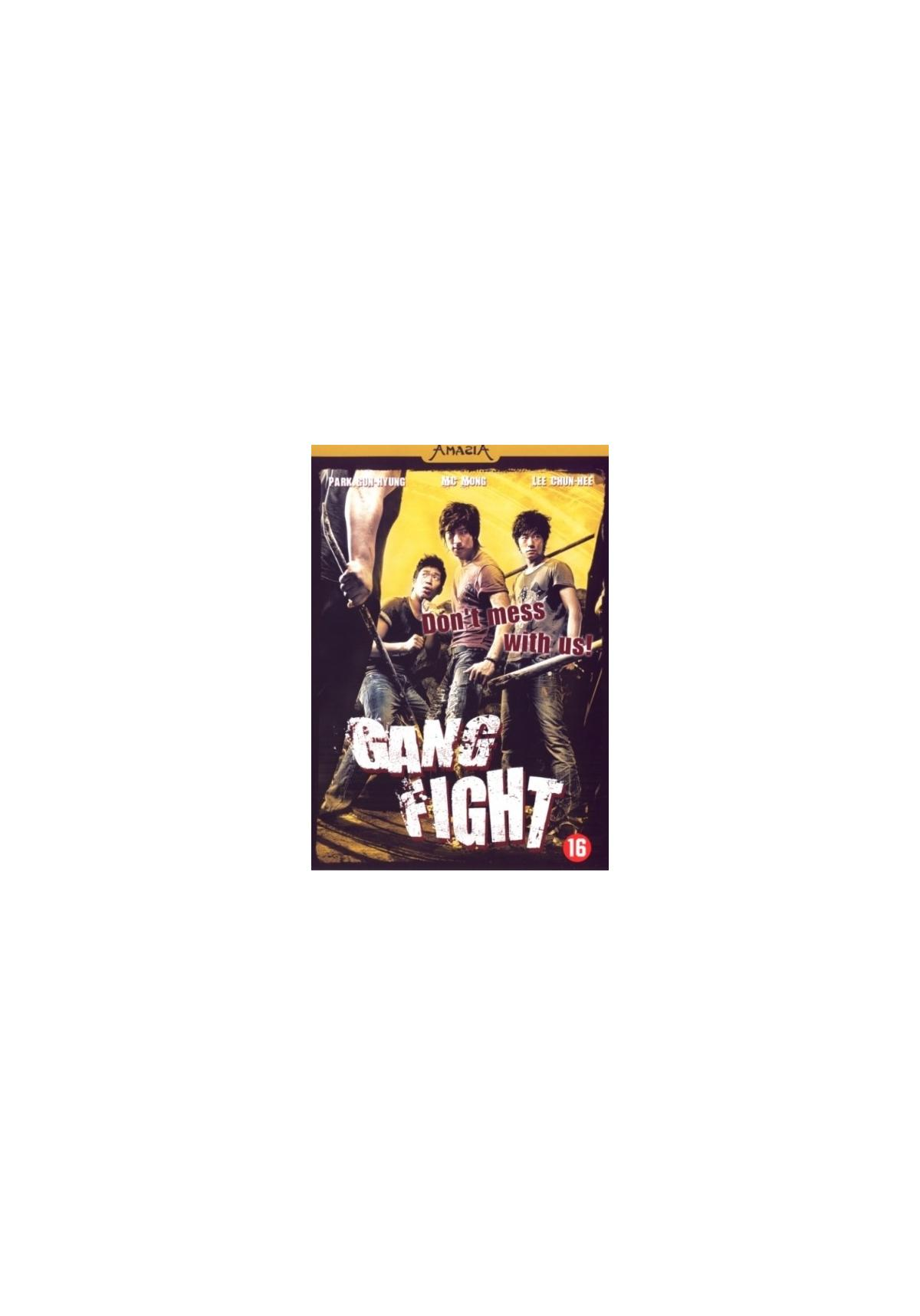Couverture DVD du film Gang Fight. Trois hommes en posture de combat, avec texte en blanc et rouge.