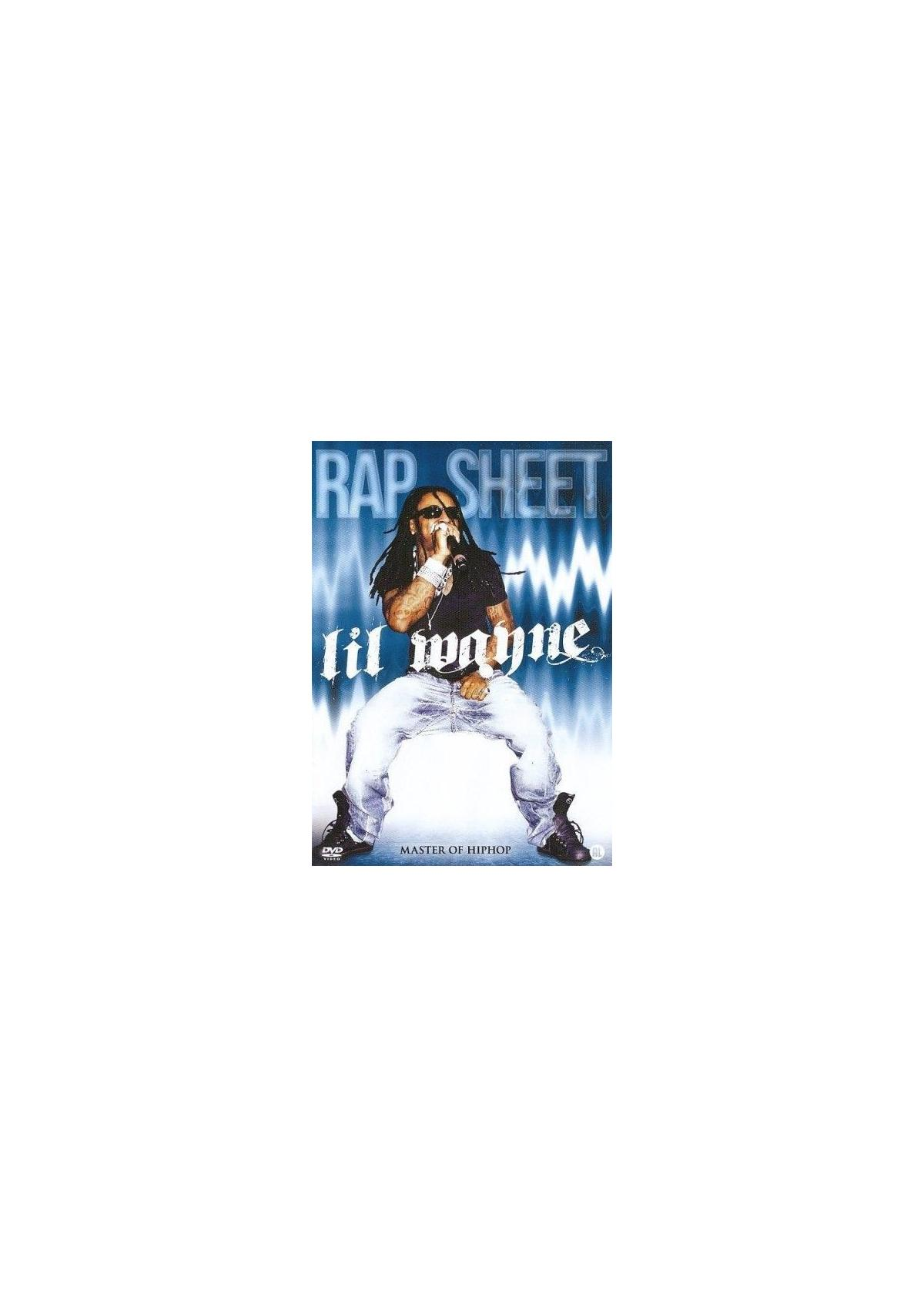 DVD-cover: Lil Wayne op het podium met microfoon, witte broek.