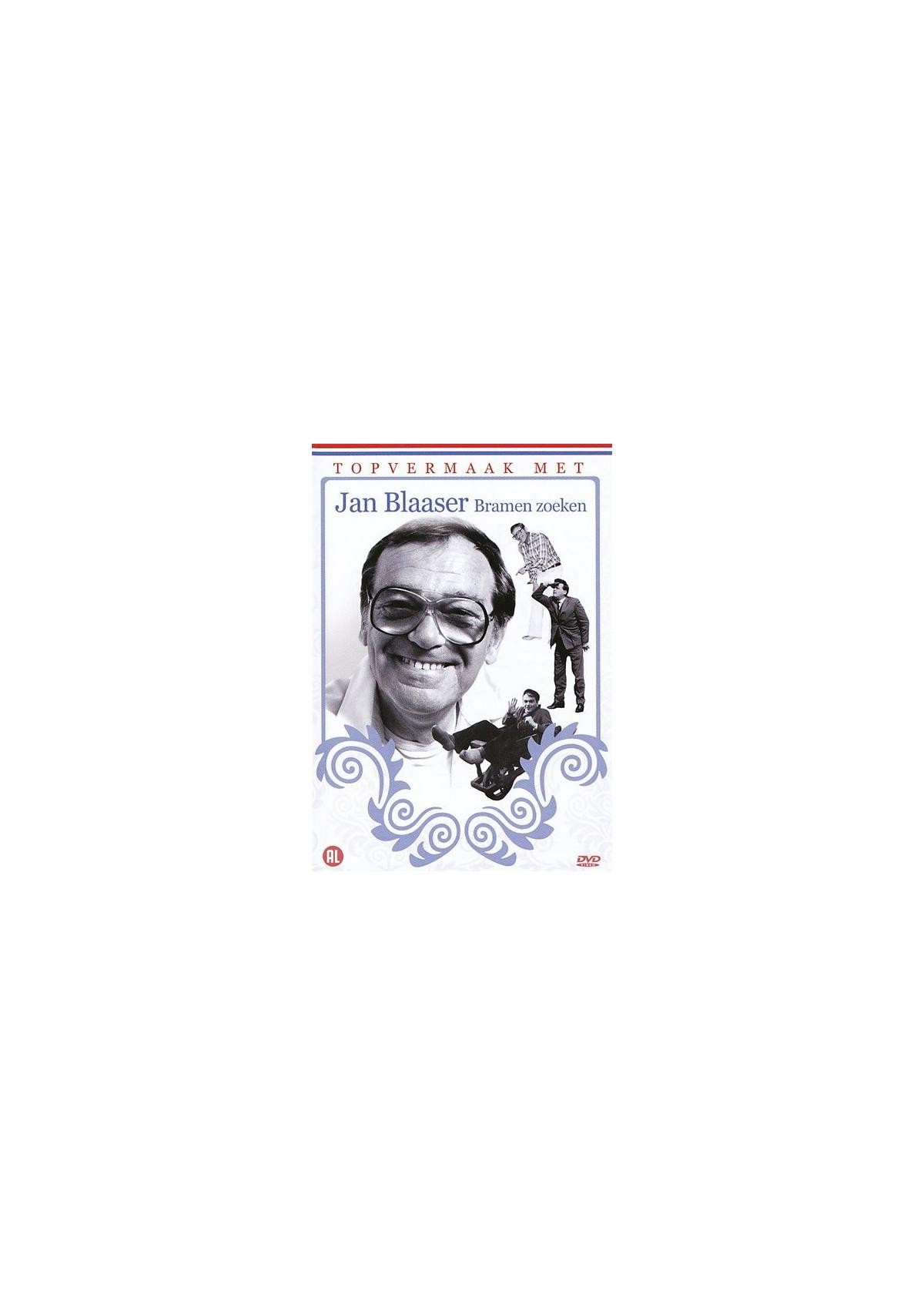 Couverture DVD de 'Topvermaak met Jan Blaaser'. Un homme avec des lunettes. Autres personnes en arrière-plan.