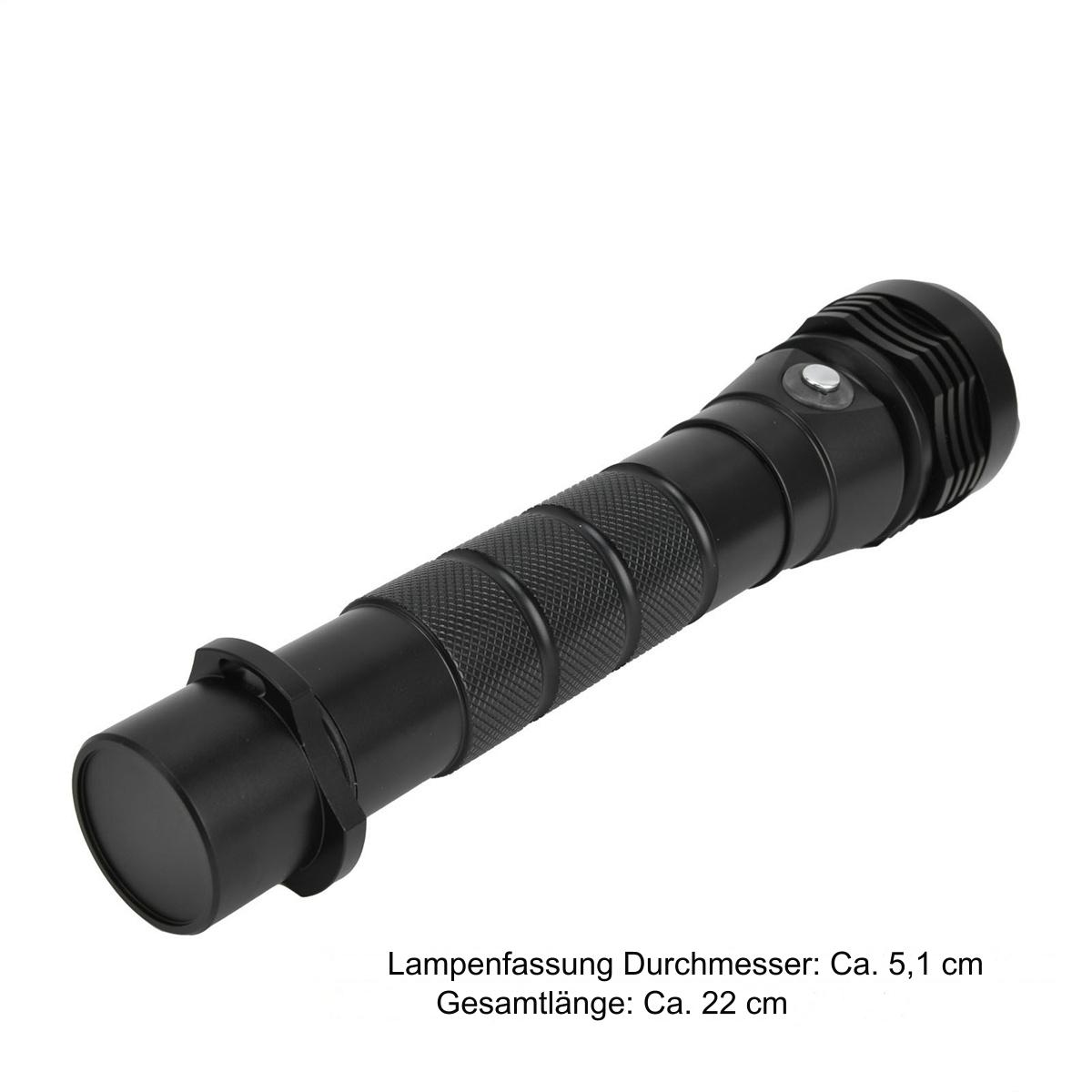 Eine schwarze Taschenlampe mit strukturiertem Griff, aus leicht erhöhter Perspektive betrachtet.