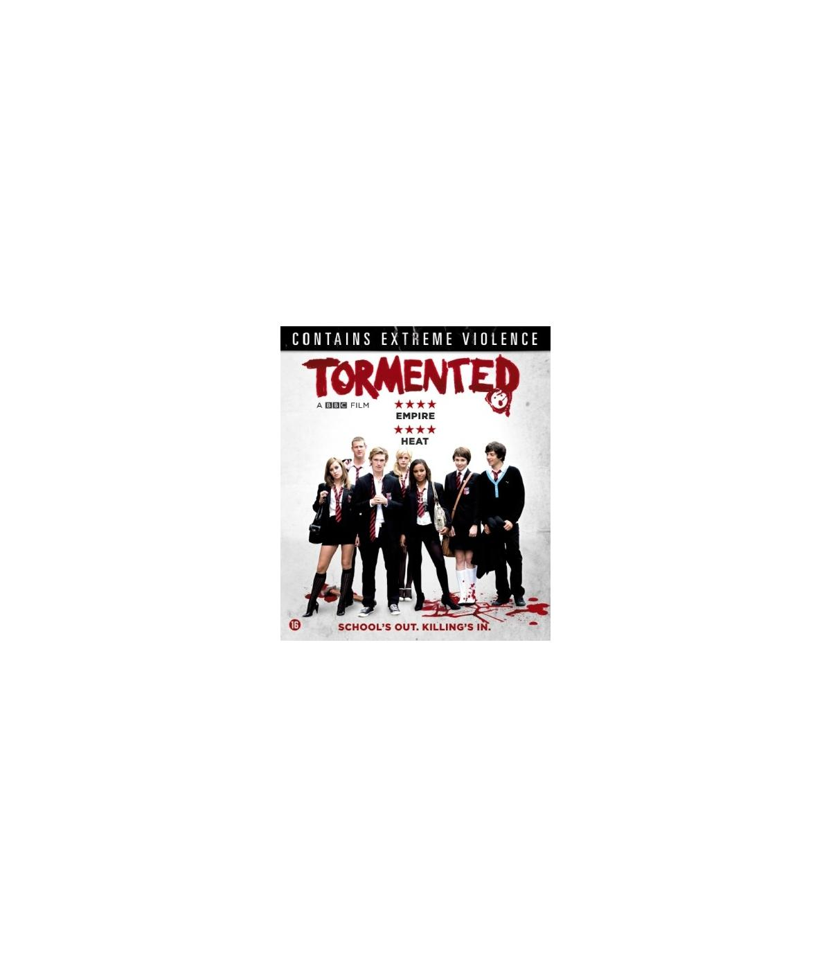 DVD-omslag: Studenten in schooluniformen. Tekst: Tormented.