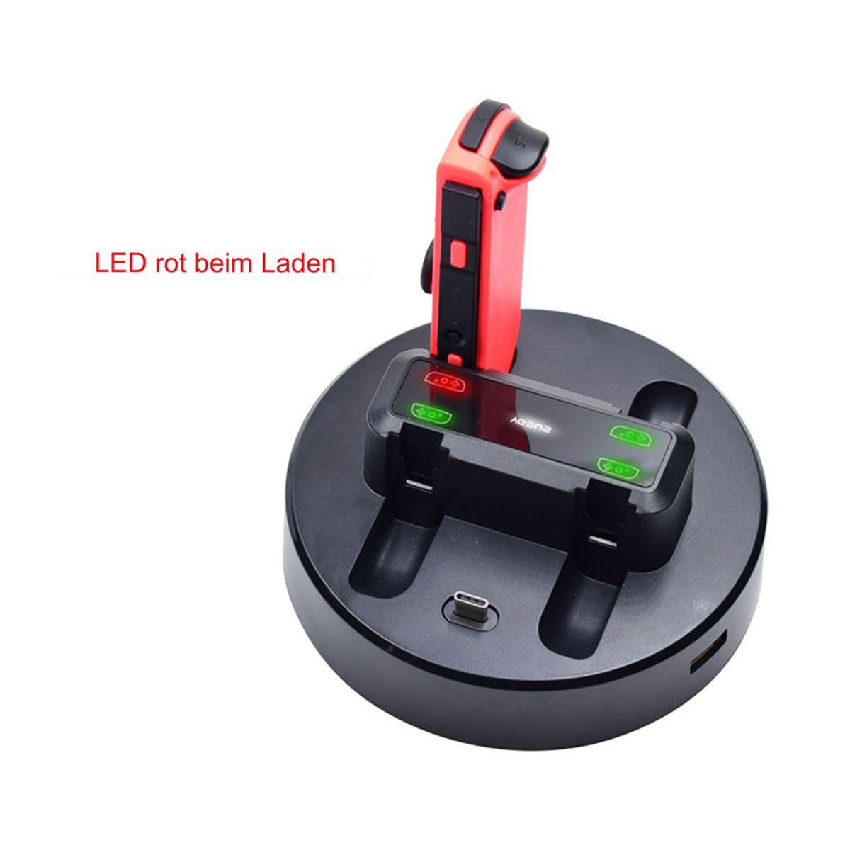 Eine schwarze Ladestation mit rotem Controller und Ladeanzeige.