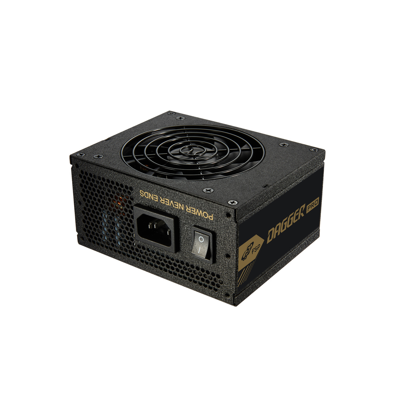 Zwarte computer voeding met ventilator, aan/uit-schakelaar en kabelingang, gelabeld Dagger PRO.