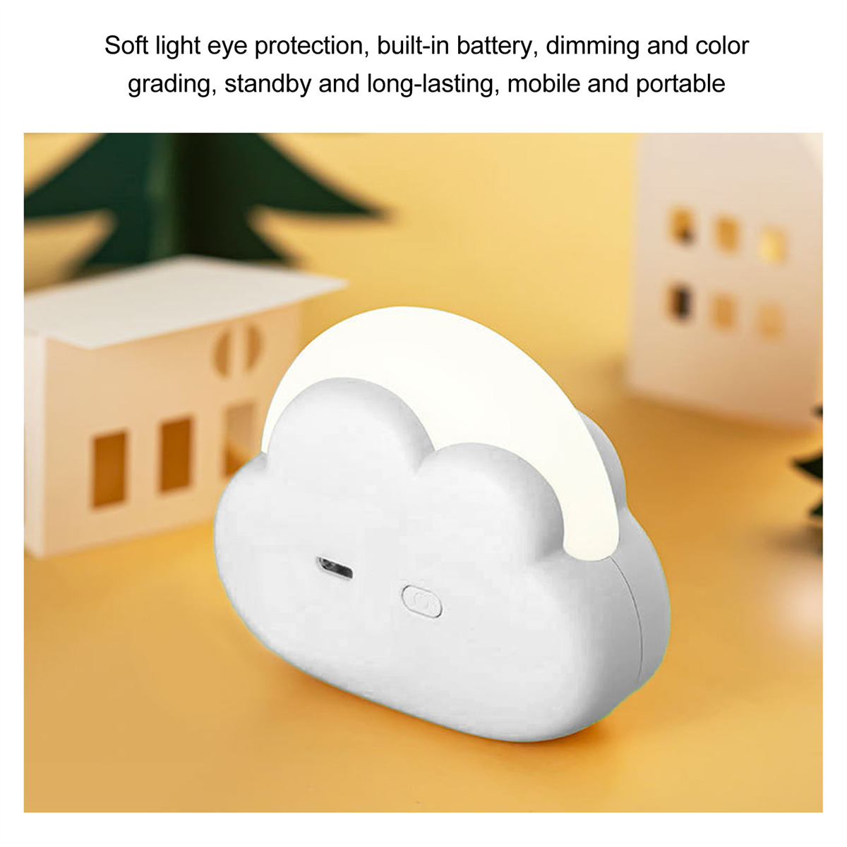 Ein weißes wolkenförmiges Nachtlicht mit Griff, das auf einer goldenen Oberfläche sitzt. Im Hintergrund sind zwei Hausausschnitte.