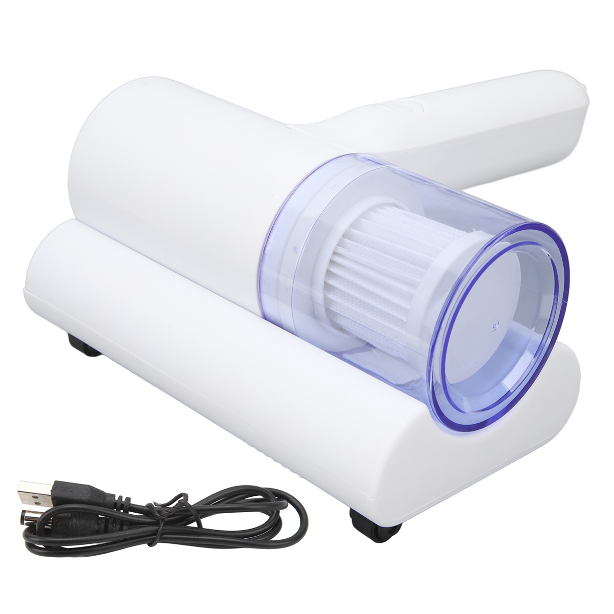 Ein weißer, handgehaltener Fusselentferner mit blauem Filter und schwarzem USB-Ladekabel.