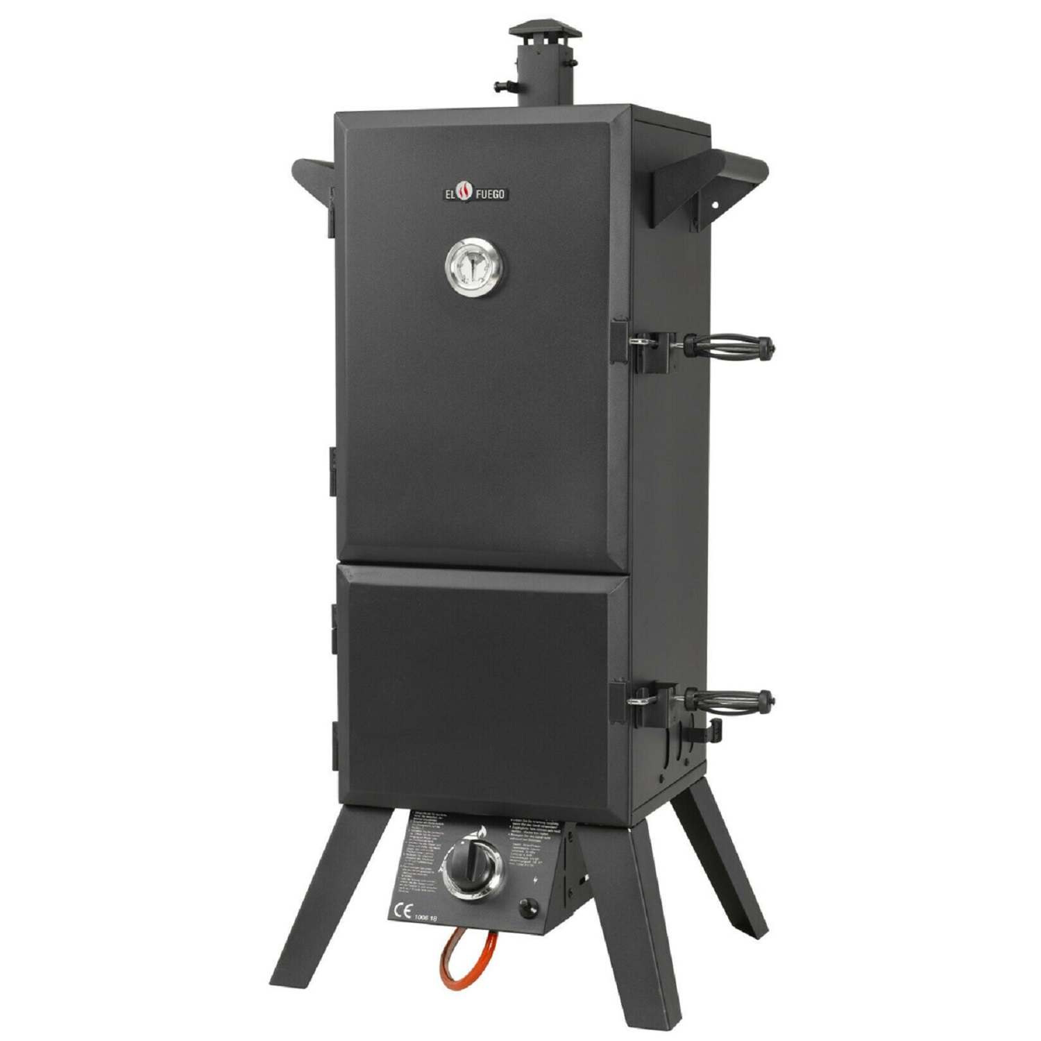Ein schwarzer Smoker-Grill mit Thermometer und Gasregelknopf. Er hat einen Schornstein und Beine.