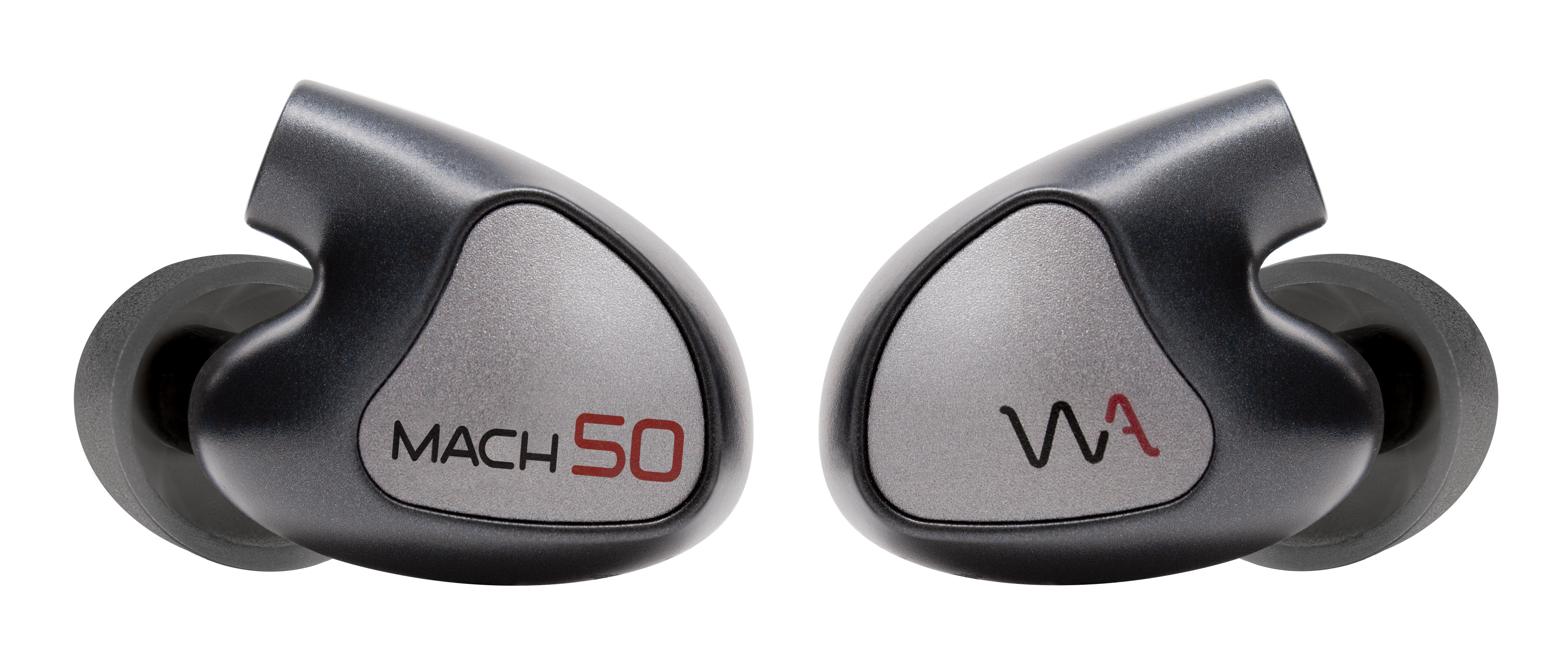 Twee in-ear monitors, grijs, met zwarte accenten, en de tekst 'MACH 50'.