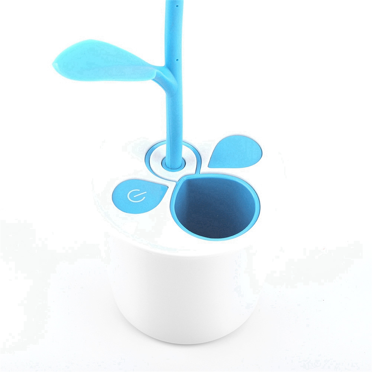 Weiße Lampe mit blauen Blättern und weißem Sockel. Ein-Aus-Taste vorne.