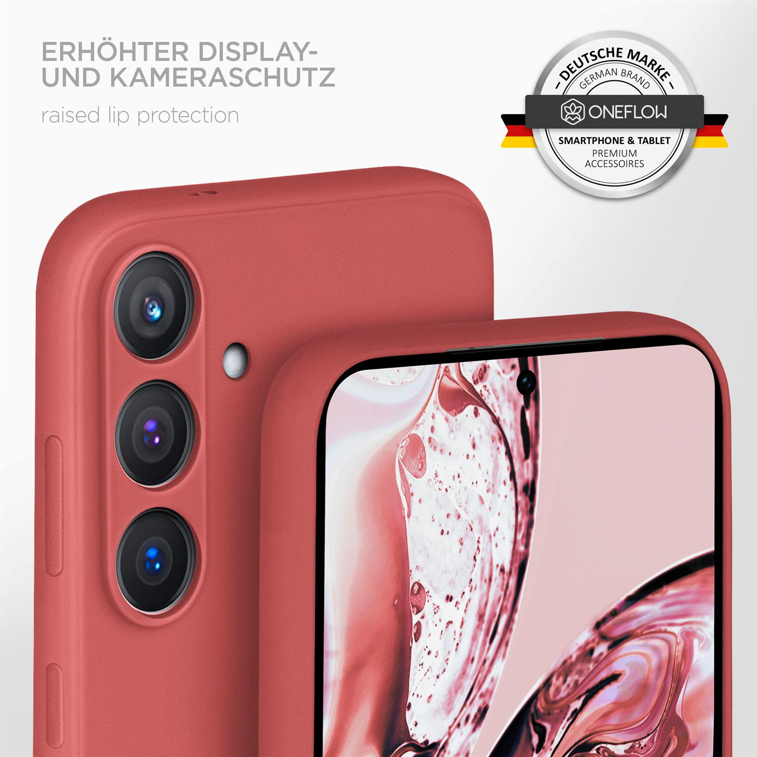 Zwei rote Handyhüllen mit OneFlow-Logo, eine hebt den Kameraschutz hervor.