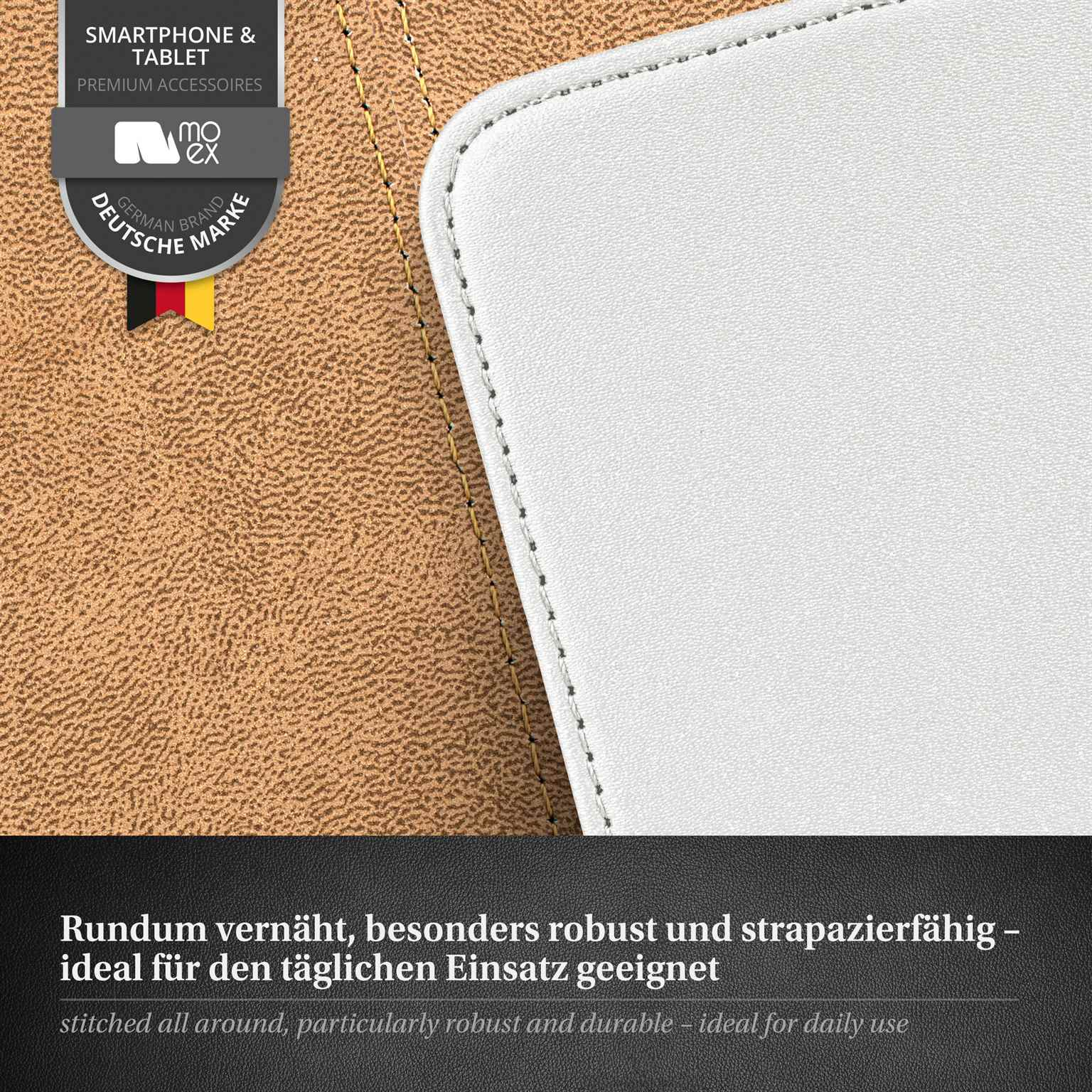 Eine weiße Handyhülle auf einer braunen Oberfläche. Ein deutsches Markenlogo ist sichtbar. Text unten.