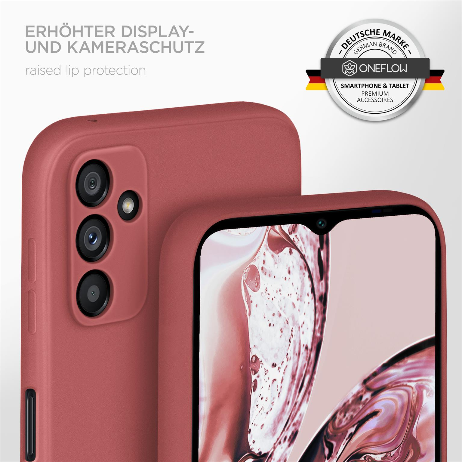 Zwei korallenfarbene Handyhüllen, eine auf der anderen, mit Markenlogo im Hintergrund.