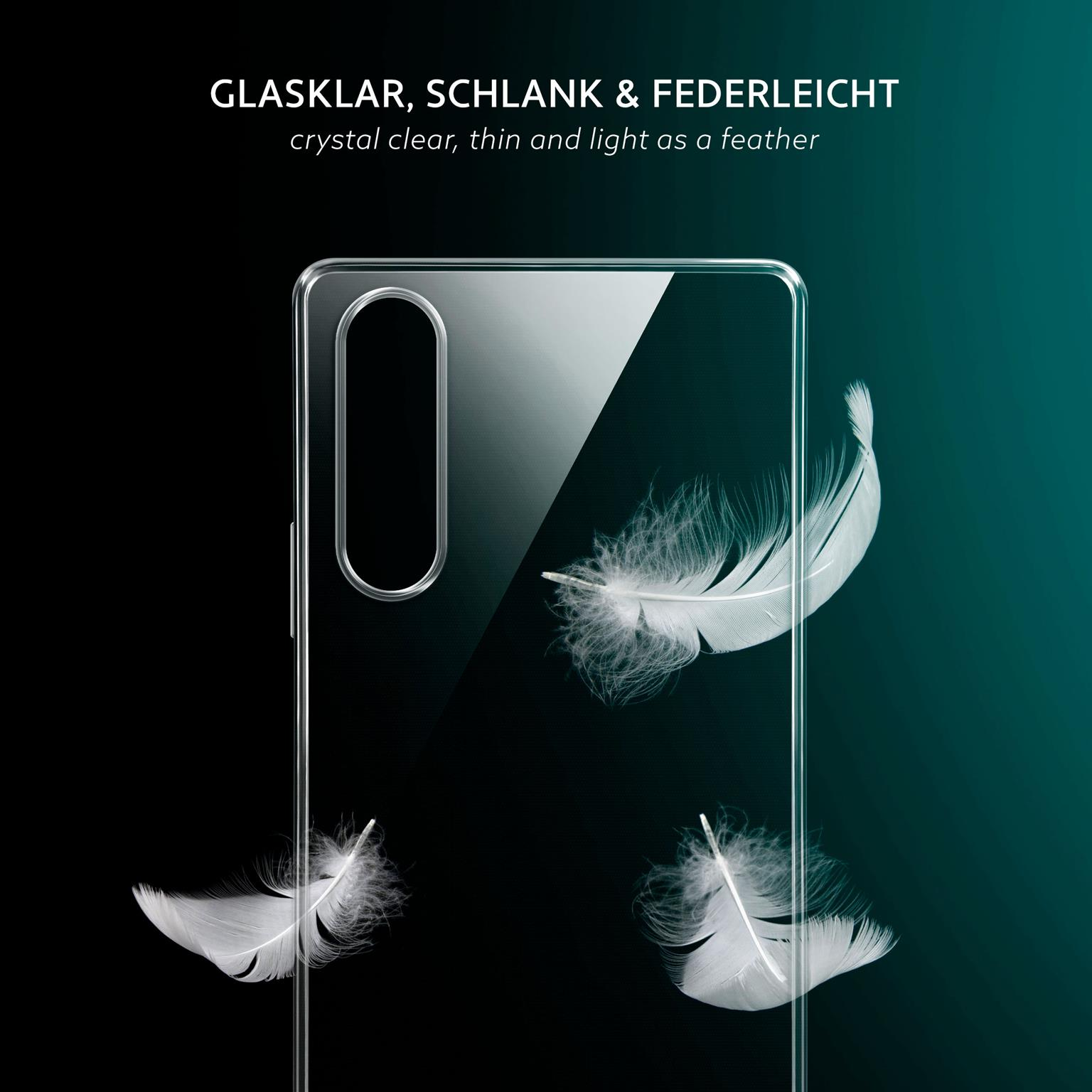 Klarer Handyhülle mit Federn, auf dunklem Teal-Hintergrund, mit deutschem Text.