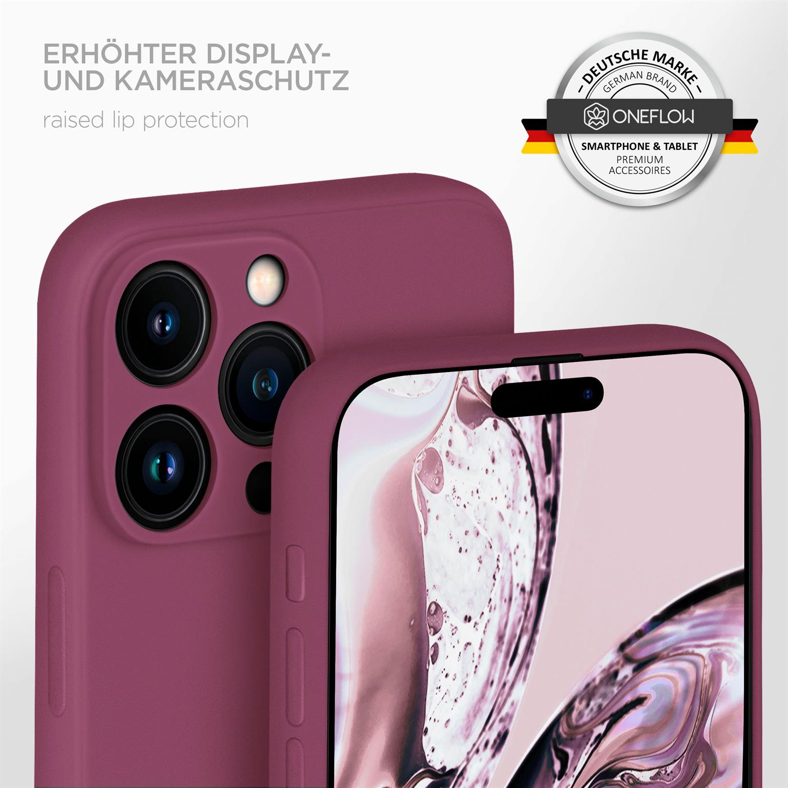 Lila Handyhülle. Telefon darin. Kameralöcher, Markenlogo. Erhöhter Lippenschutz.