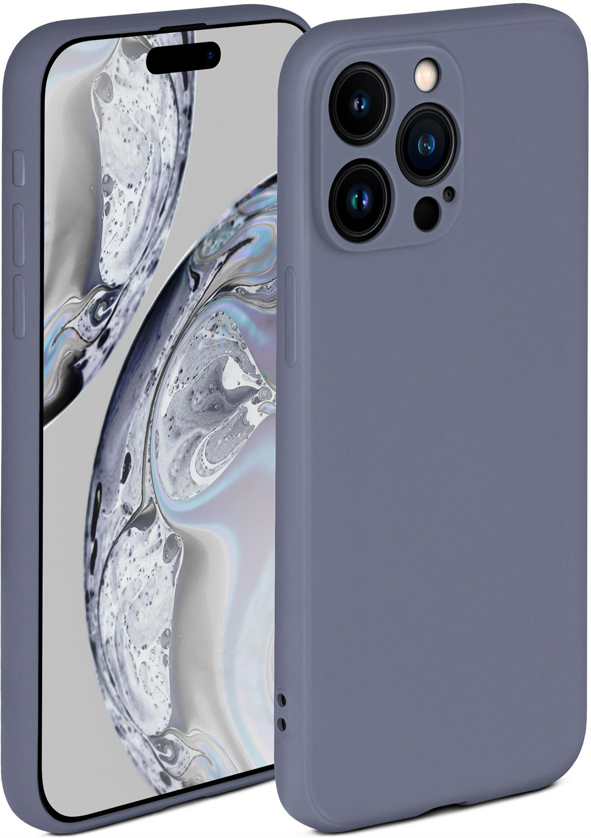 Eine blaue Handyhülle. Das Telefon befindet sich in der Hülle. Die Hülle ist offen. Der Hintergrund ist verschwommen.