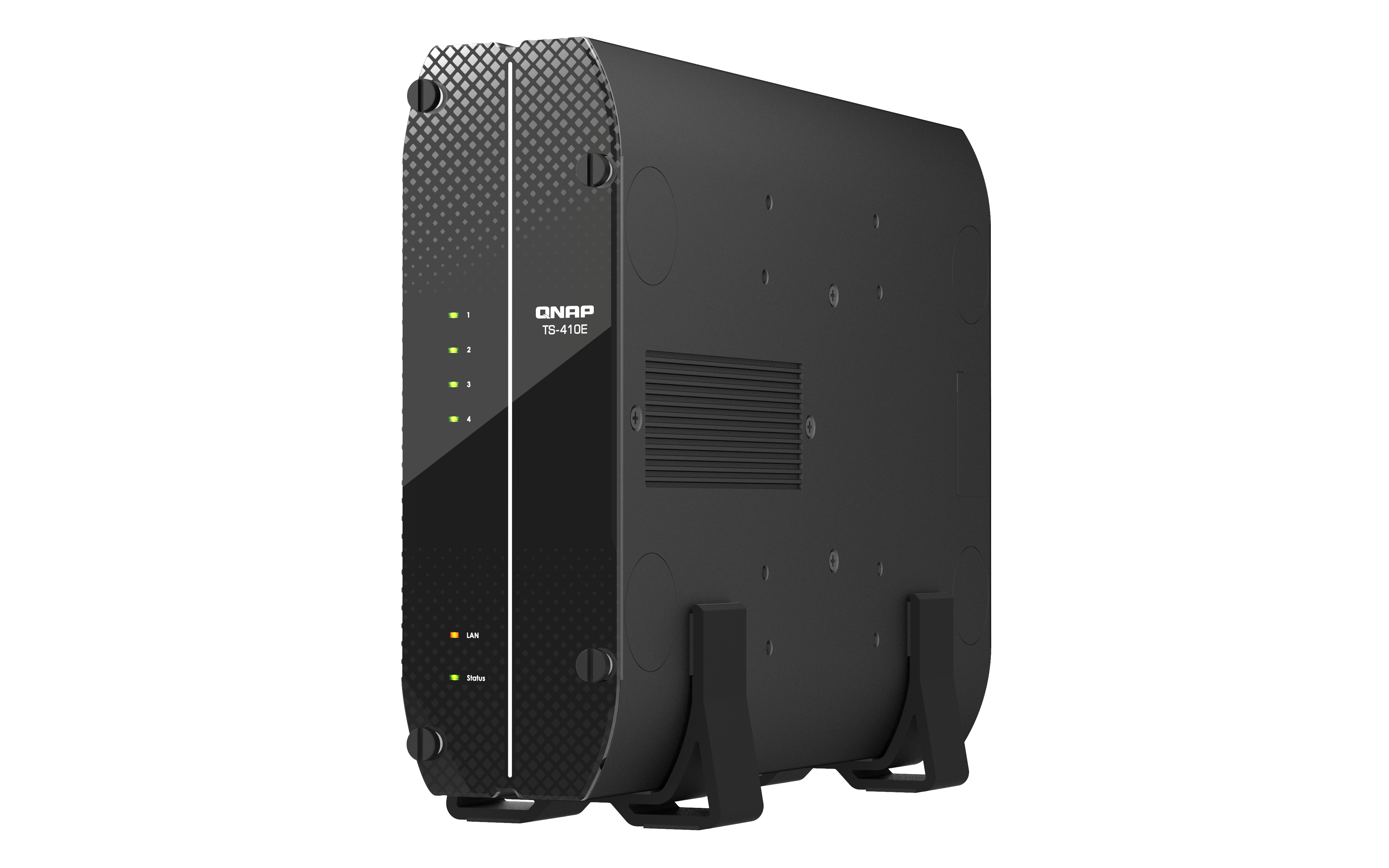 Schwarzer QNAP TS-410E-Server. Winkelansicht. Kontrollleuchten. QNAP-Logo. Schwarzer Ständer.