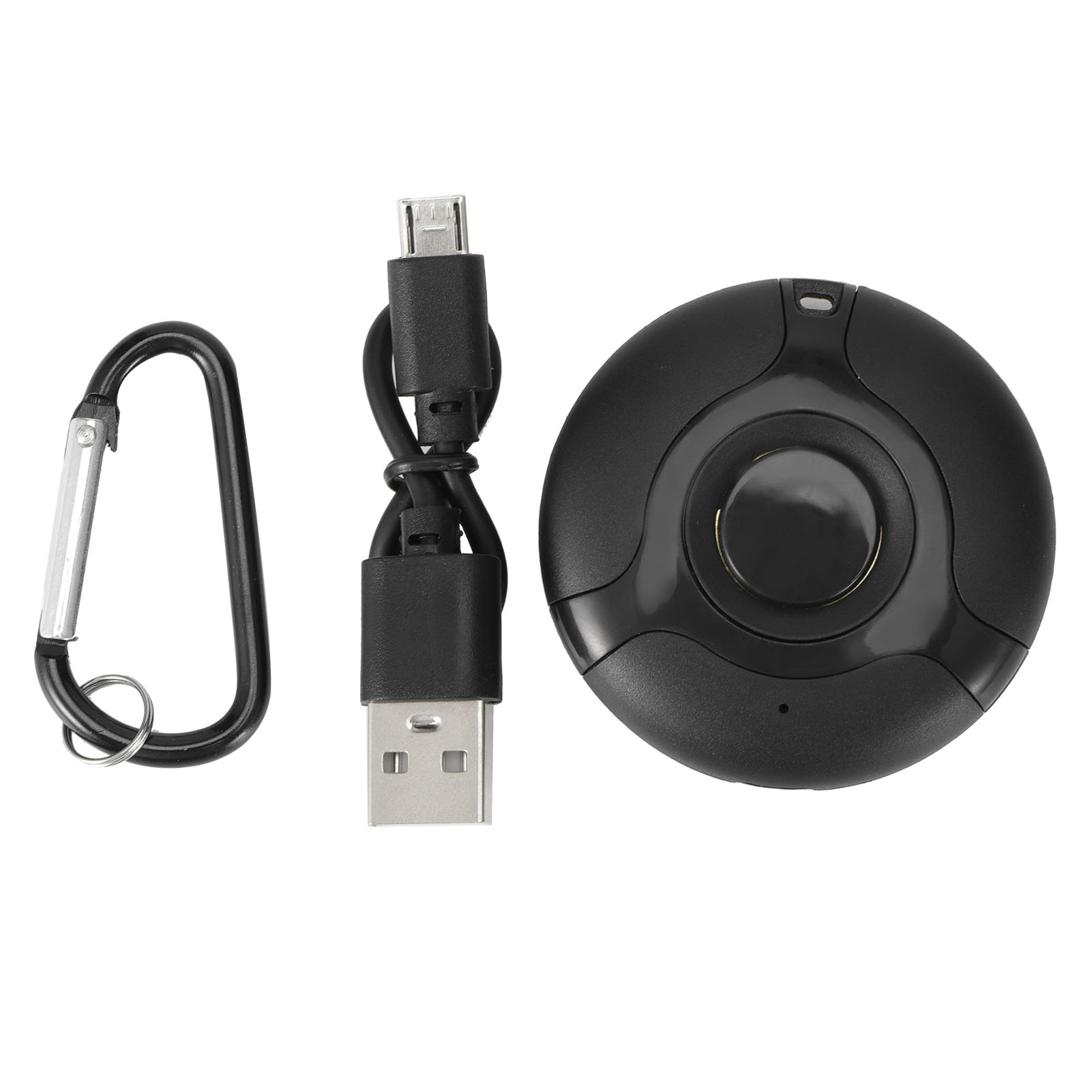 Schwarzer Karabiner, USB-Kabel und schwarzes rundes Gerät, alles auf weißem Grund.