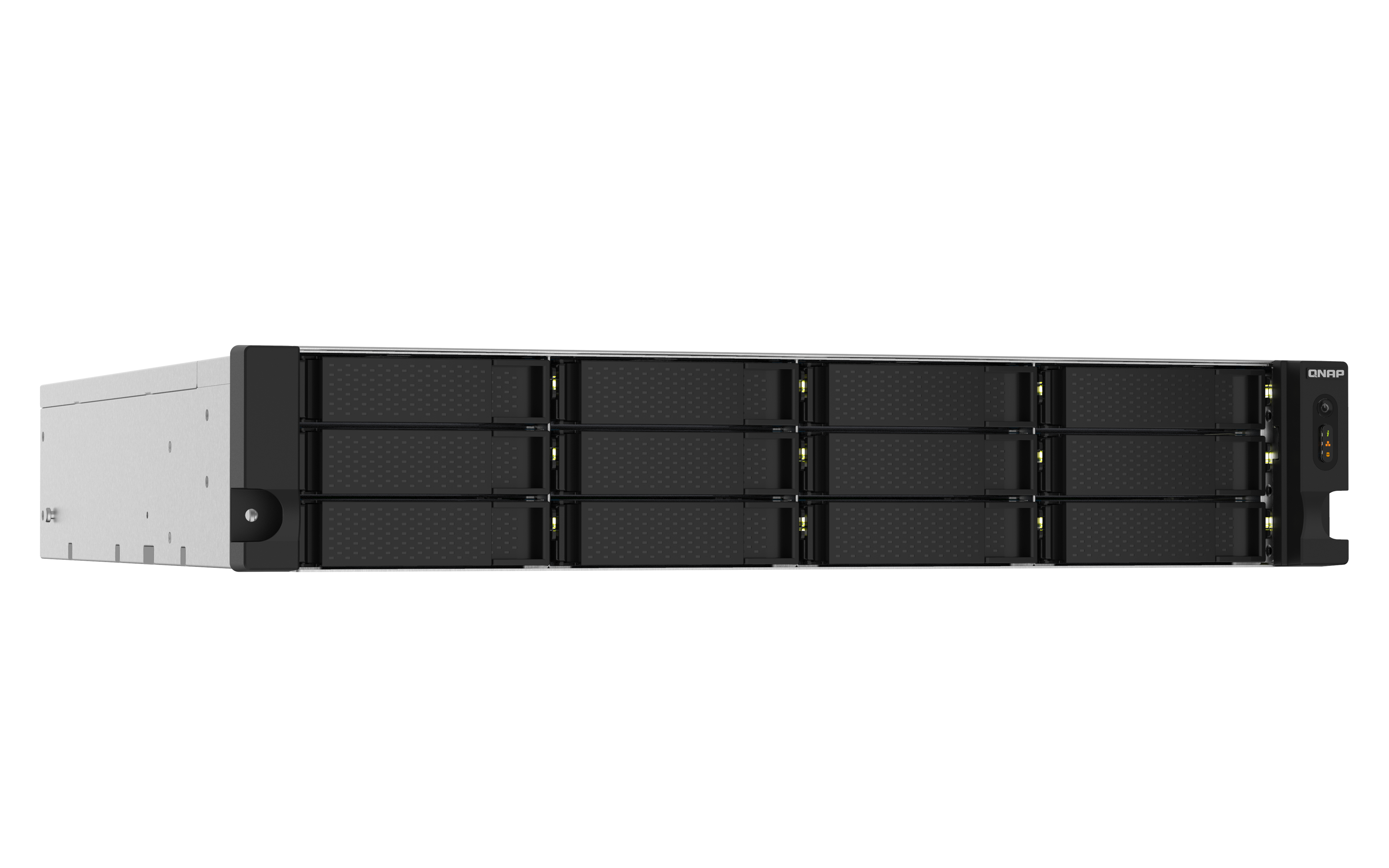 Un server NAS QNAP, argento e nero, con più vani disco. Il pannello frontale mostra il logo QNAP.